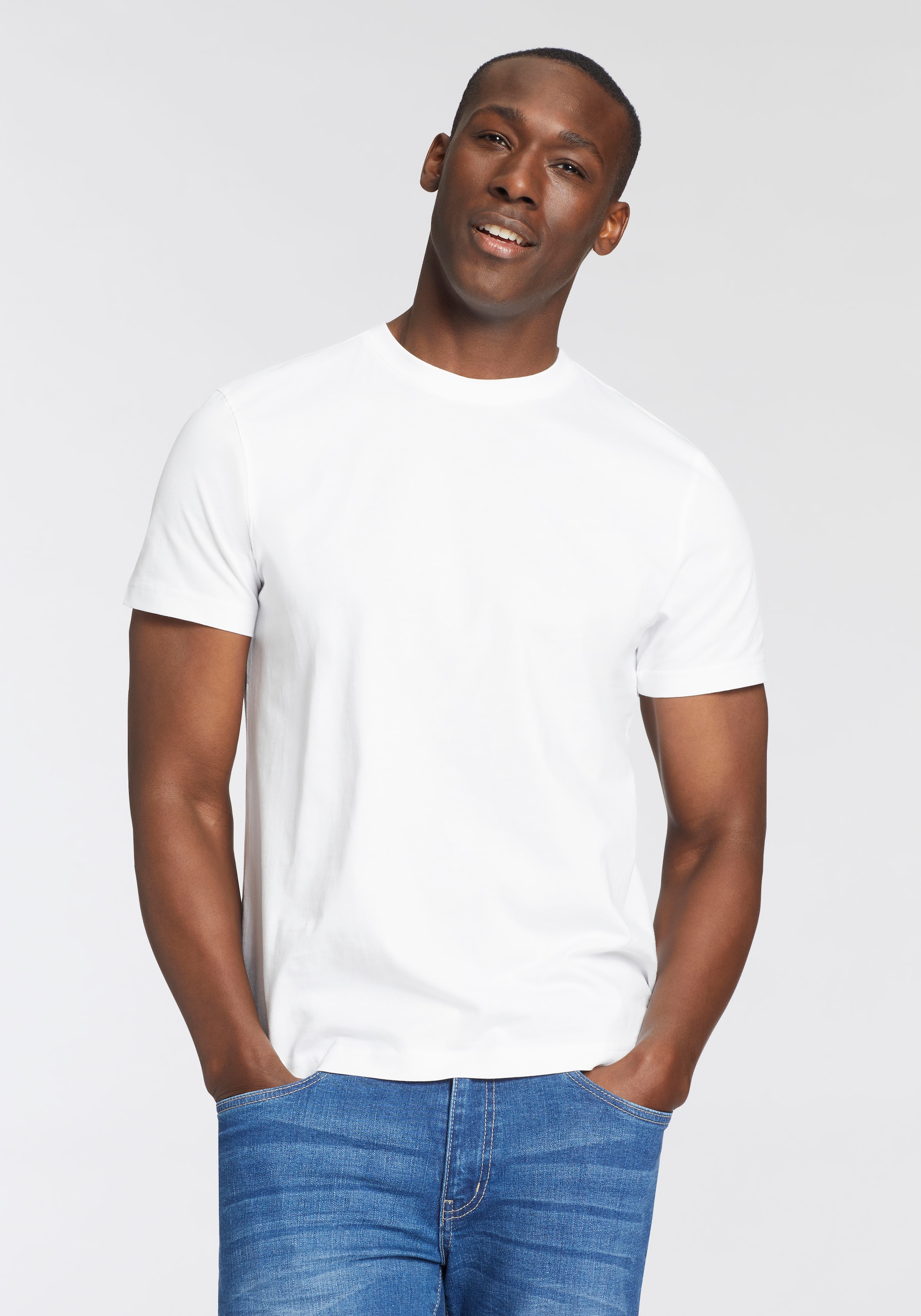 Man's World T-Shirt, perfekt als Unterzieh- T-shirt