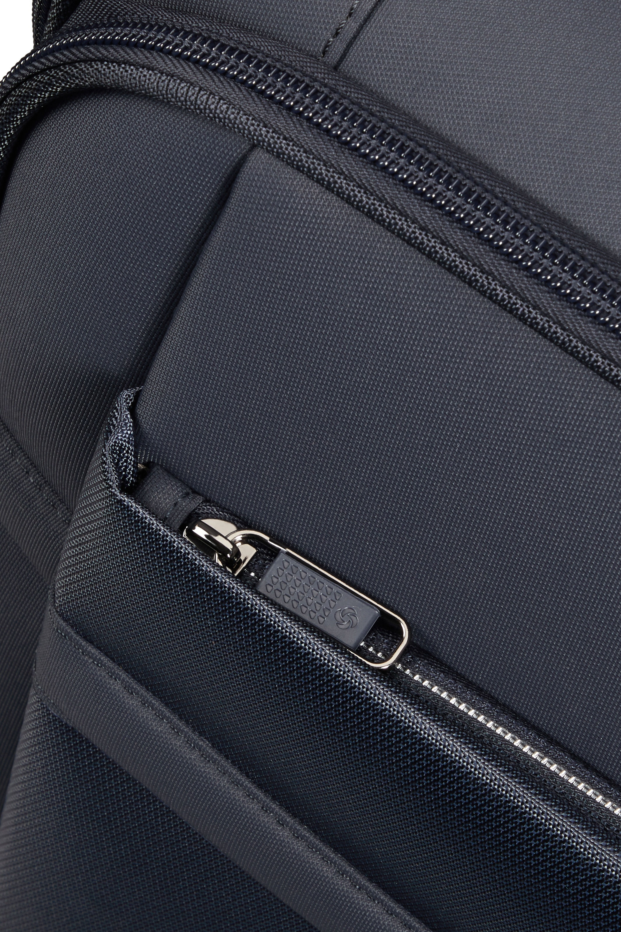 Samsonite Weichgepäck-Trolley »AIREA, verschiedene Grössen und Farben«, 4 Rollen, Weichschalen-Koffer Reisekoffer mit Volumenerweiterung bei M/L