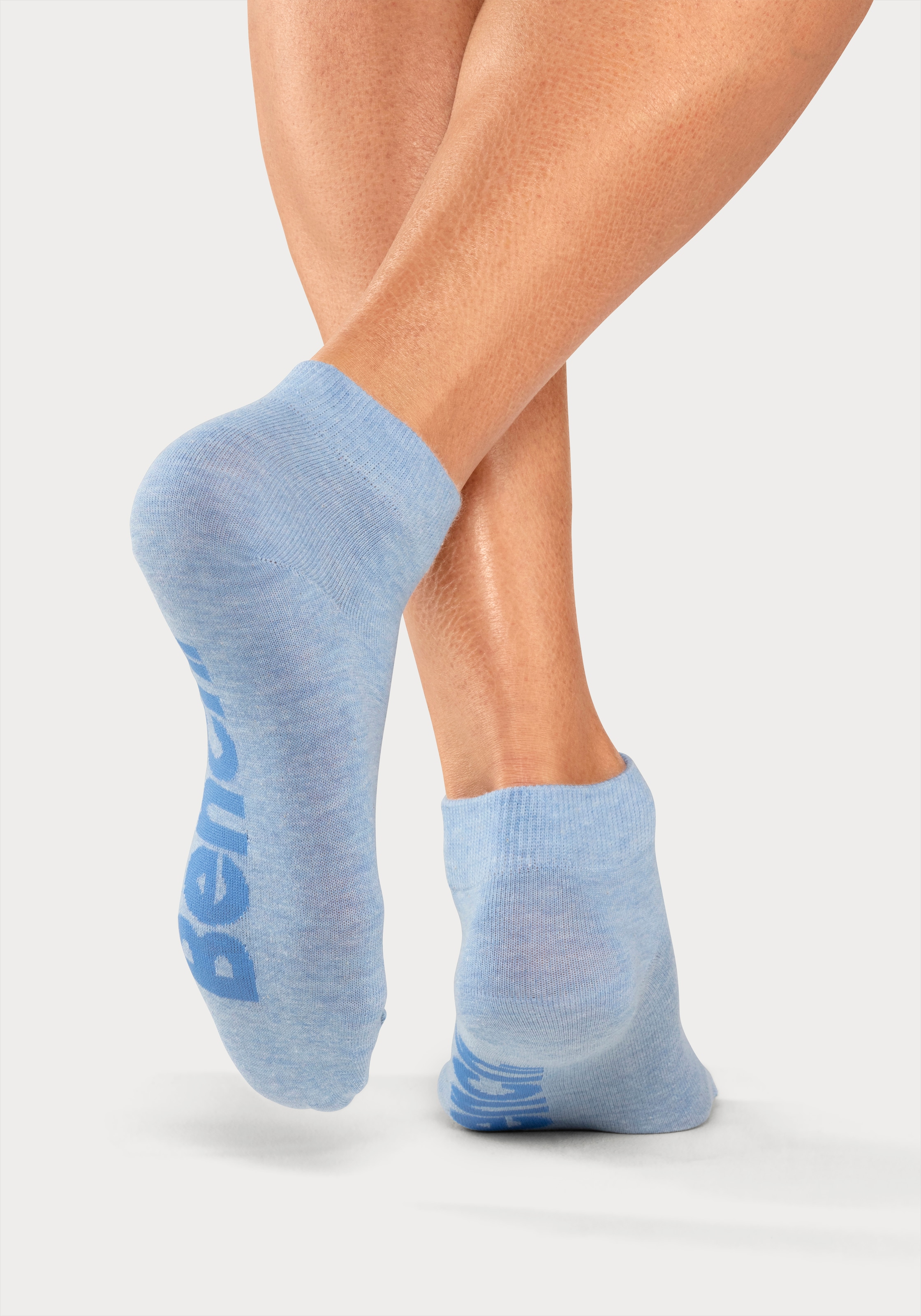 Bench. Kurzsocken, (Federtasche, 7 Paar), in ansprechendem Mäppchen mit Reissverschluss