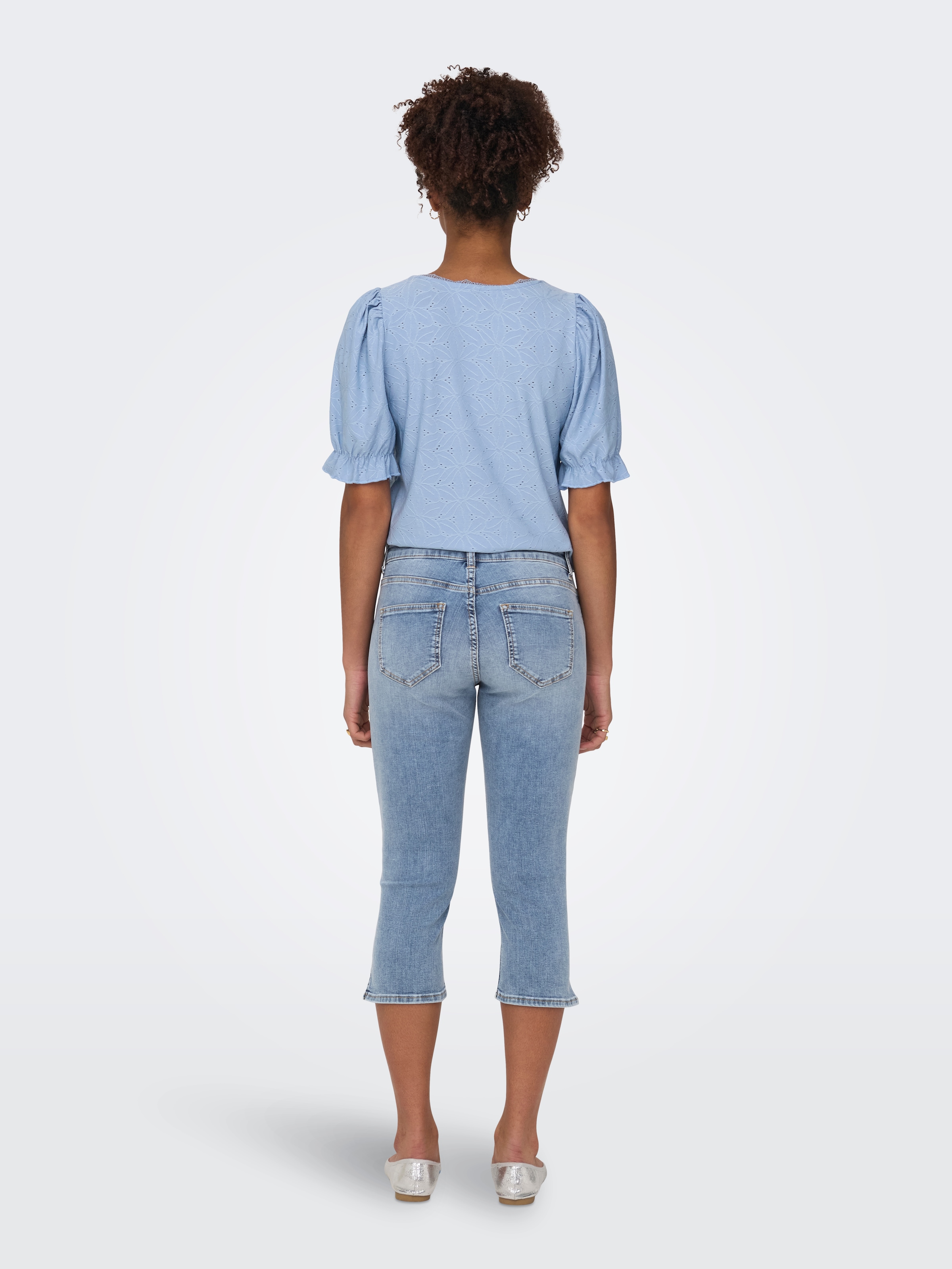 ONLY 7/8-Caprijeans »ONLBLUSH MW SLIT CAP SHORTS DNM DOT NOOS«