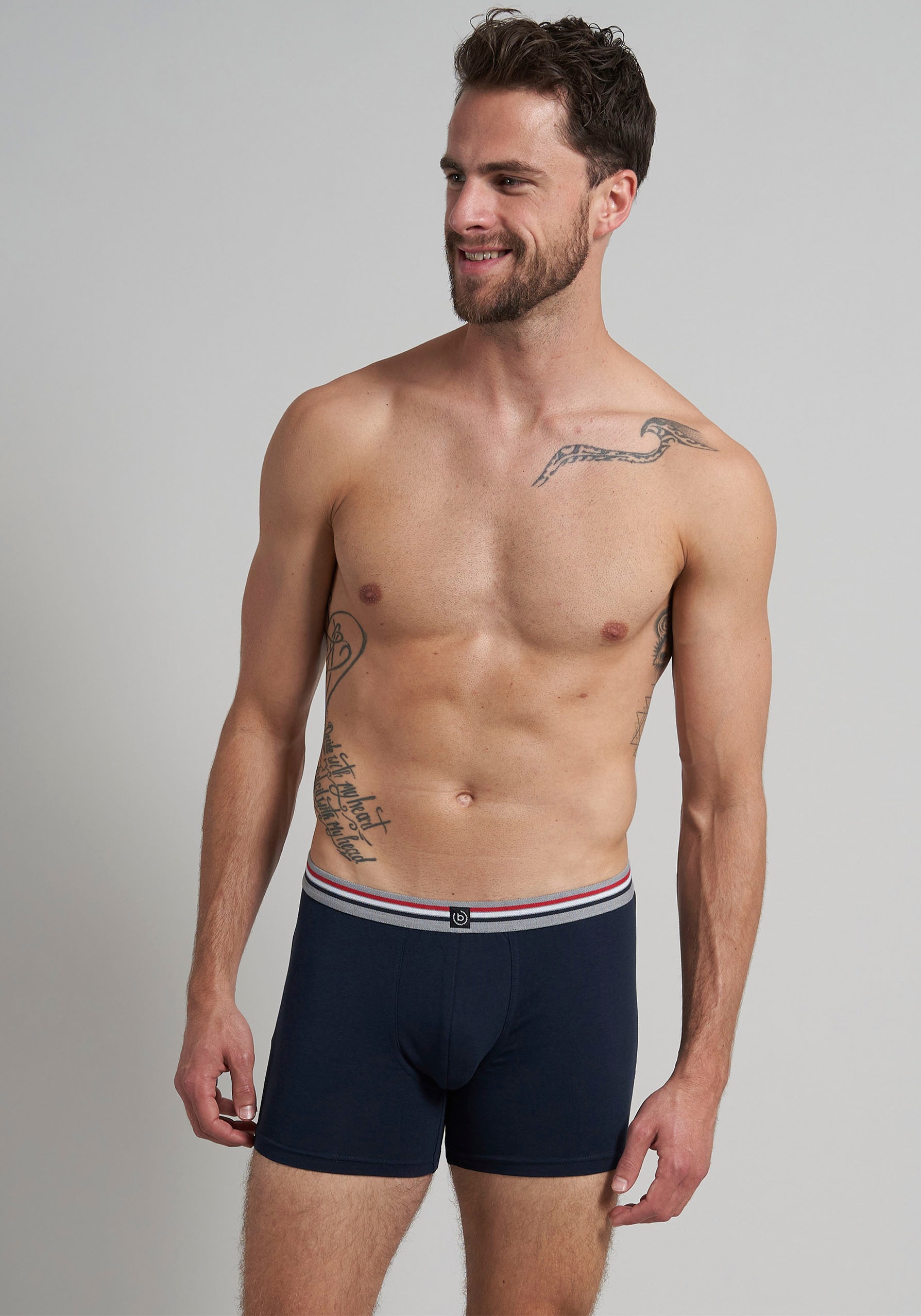 bugatti Boxershorts »Prag«, (3er Pack), bequem, atmungsaktiv, Baumwollmix, mit Logo, eng, lang