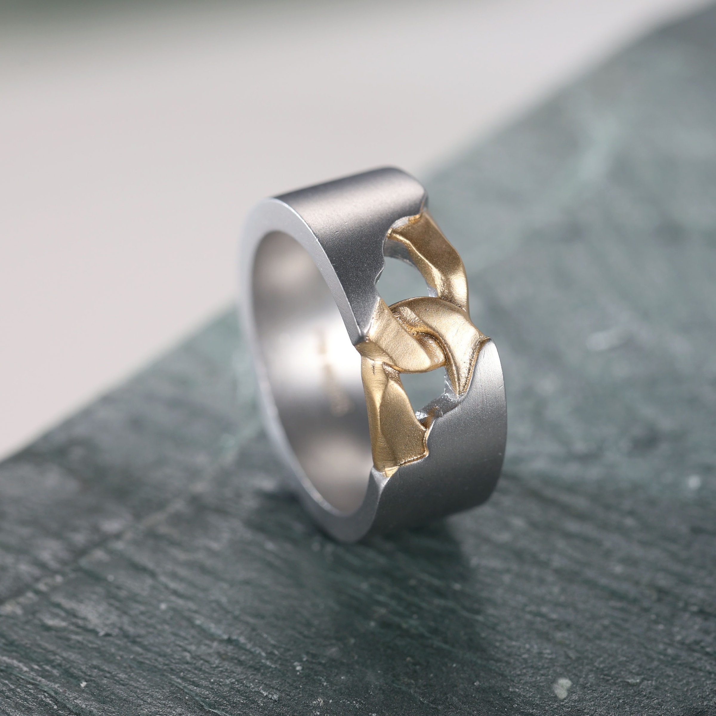 Firetti Fingerring »Schmuck Geschenk Edelstahl Ring Damen Herren Panzerkette Vintage«
