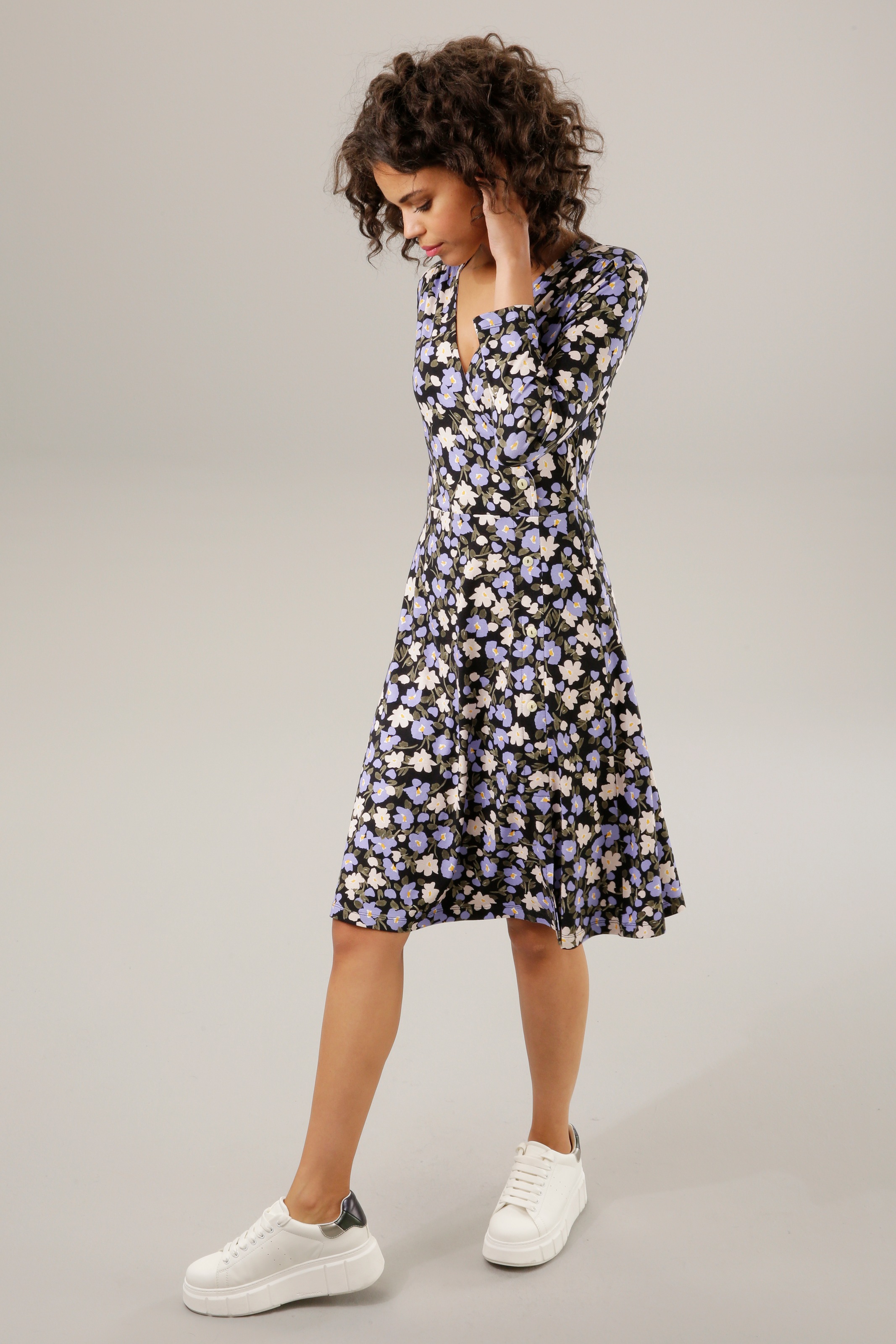Aniston CASUAL Jerseykleid, in Wickeloptik online Jelmoli-Versand shoppen 