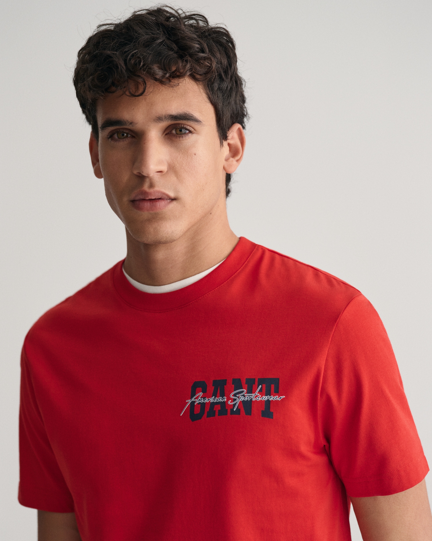 Gant T-Shirt »GANT Arch Script Graphic T-Shirt«, mehrfarbiger Print