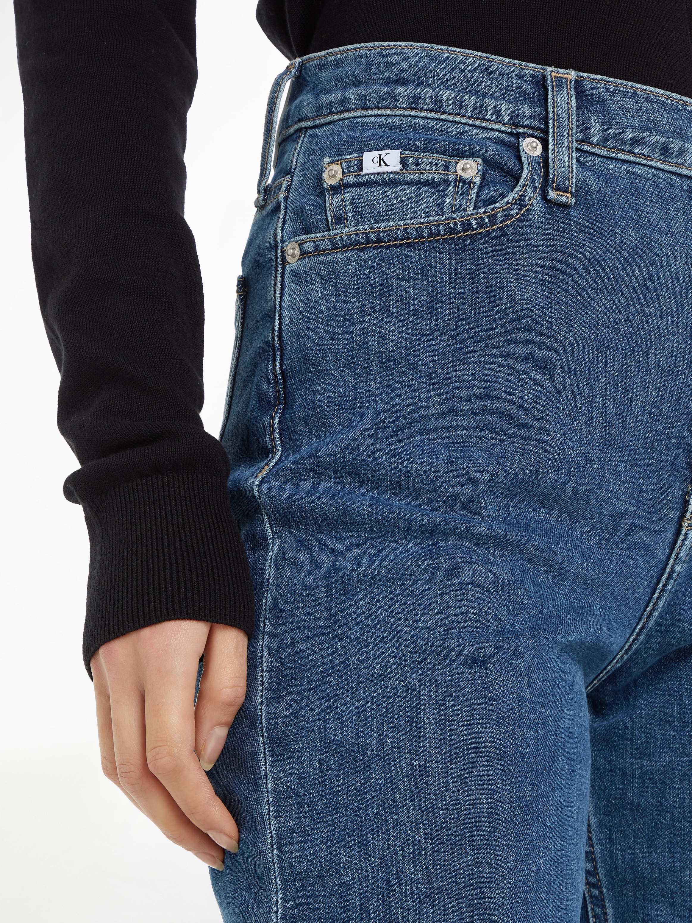 Calvin Klein Jeans Mom-Jeans »MOM JEAN«, im 5-Pocket-Style