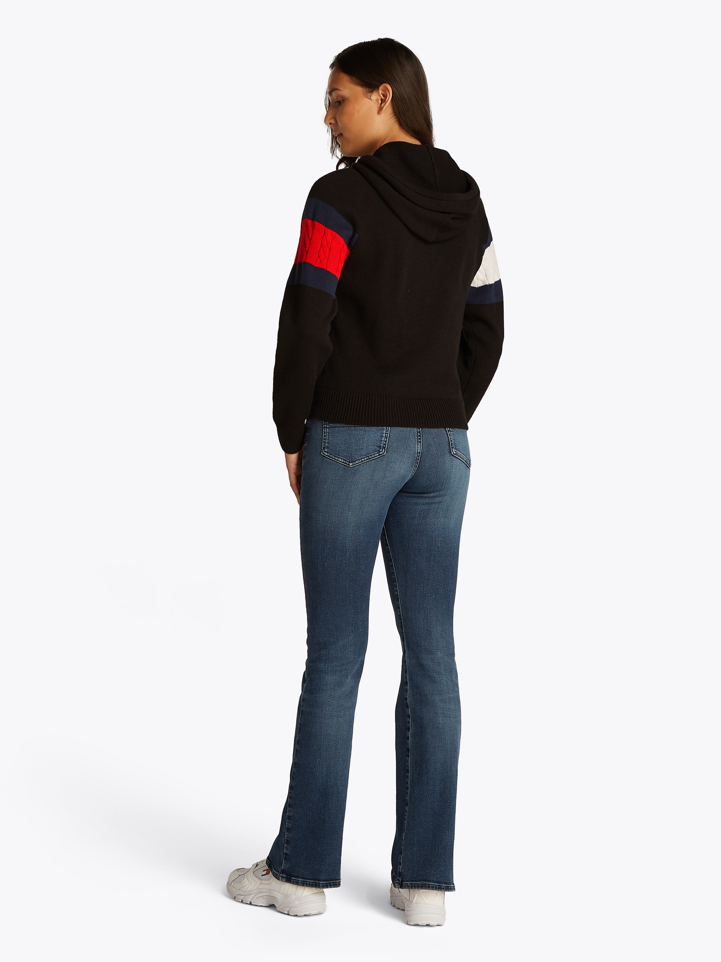 Tommy Jeans Kapuzenpullover »TJW CENTER FLAG HOOD SWEATER EXT«, mit Kapuze, grossem Logo-Flag