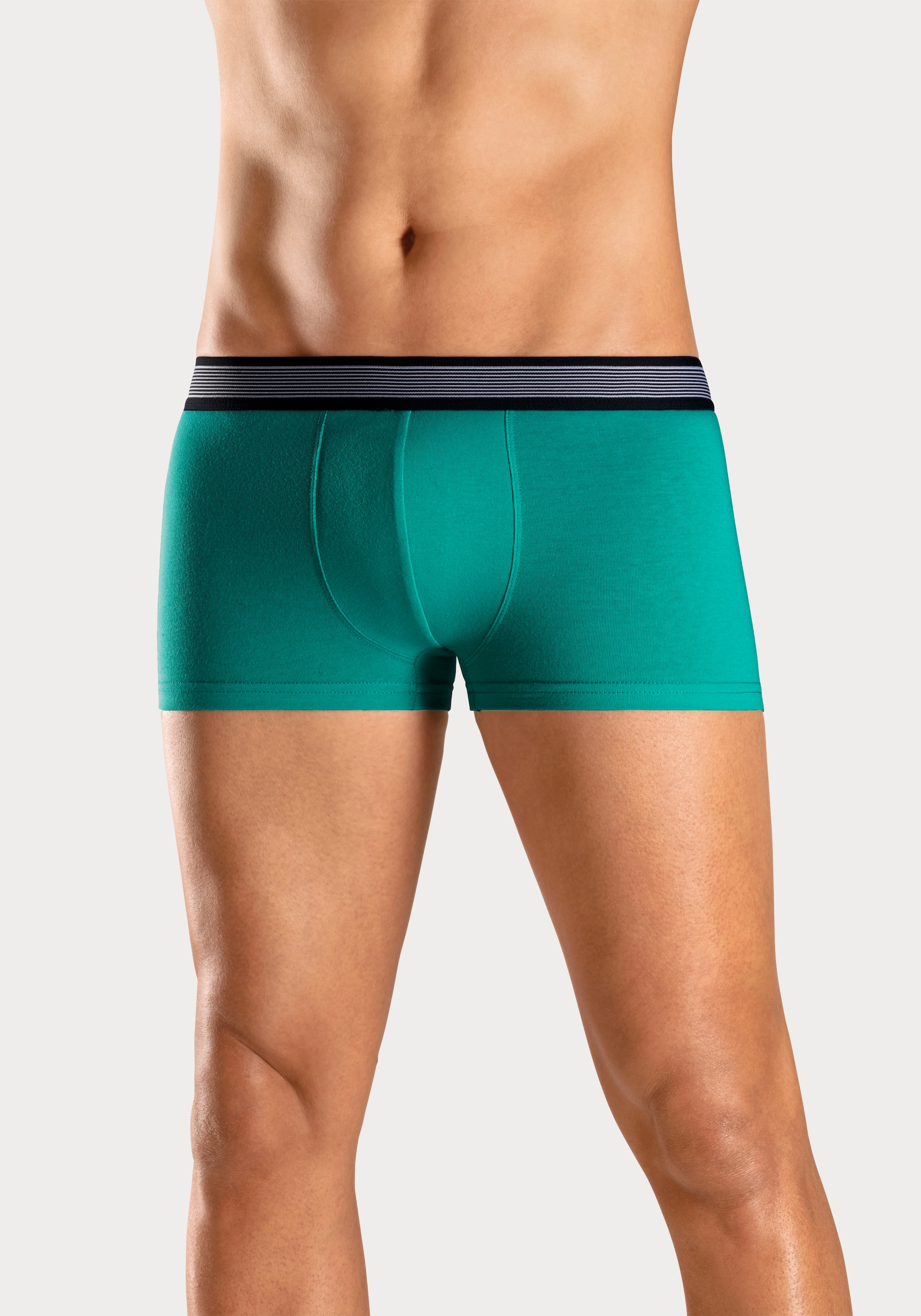H.I.S Hipster, (Packung, 4 St.), knapp sitzende Boxershorts aus Baumwollmischung