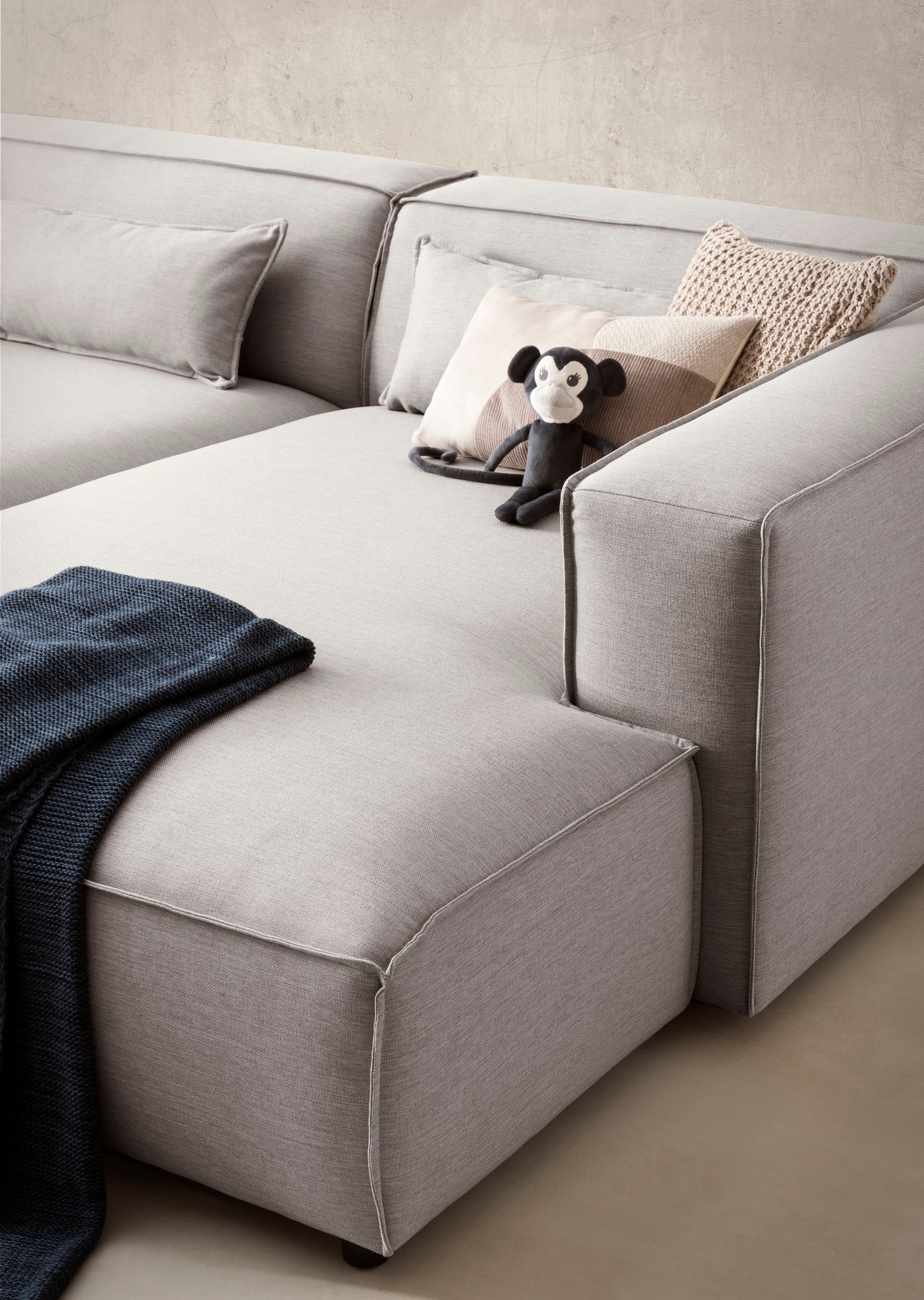 LeGer Home by Lena Gercke Ecksofa »PIARA XXL, Big-Sofa in Cord oder Leinenoptik, L-Form, mit Kedernaht«, wahlweise Ottomane rechts/links, schwarze Füsse, extra tiefe Sitzfläche