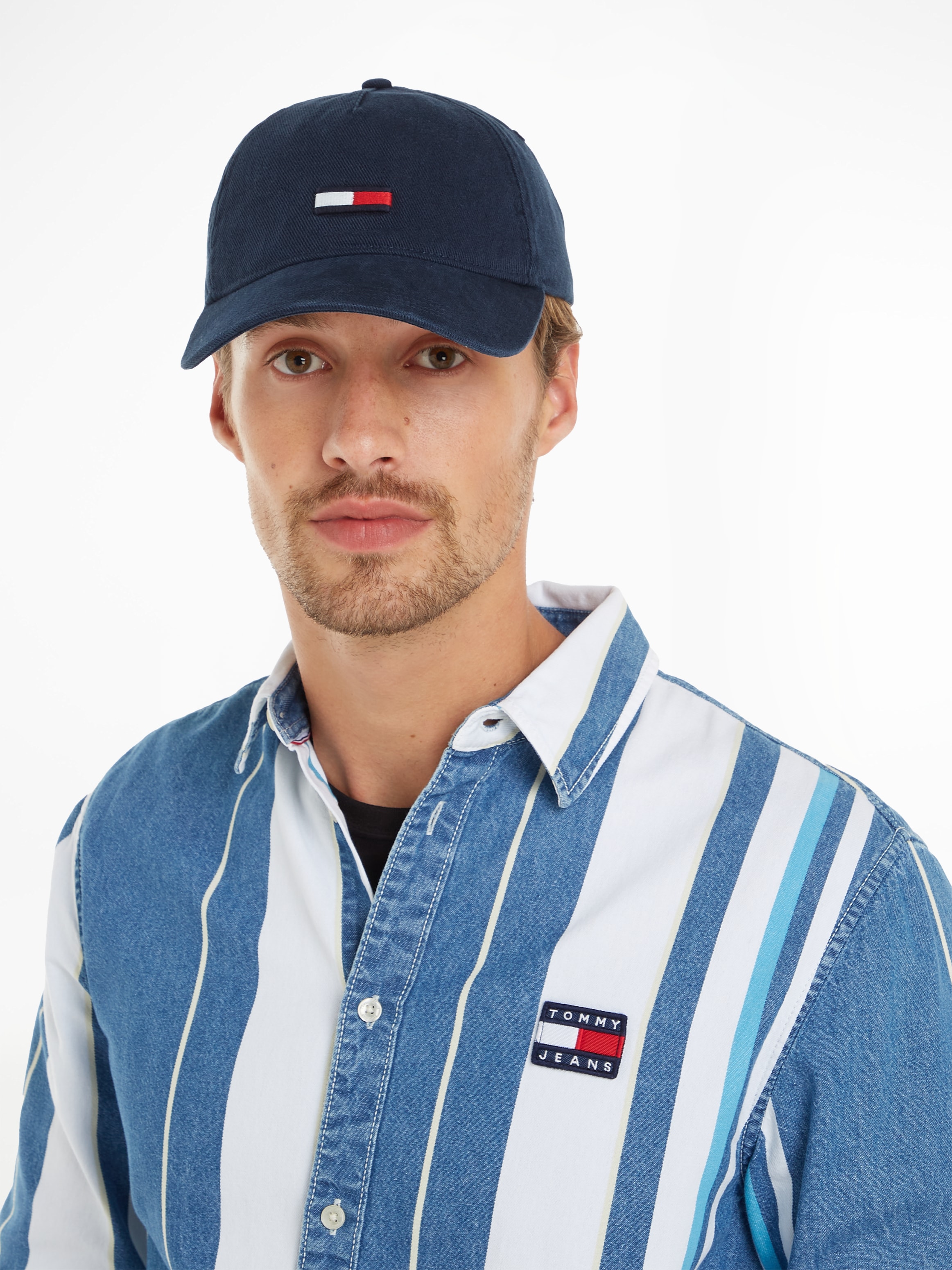 Tommy Jeans Baseball Cap »TJM ELONGATED FLAG DENIM CAP«, mit Logostickerei