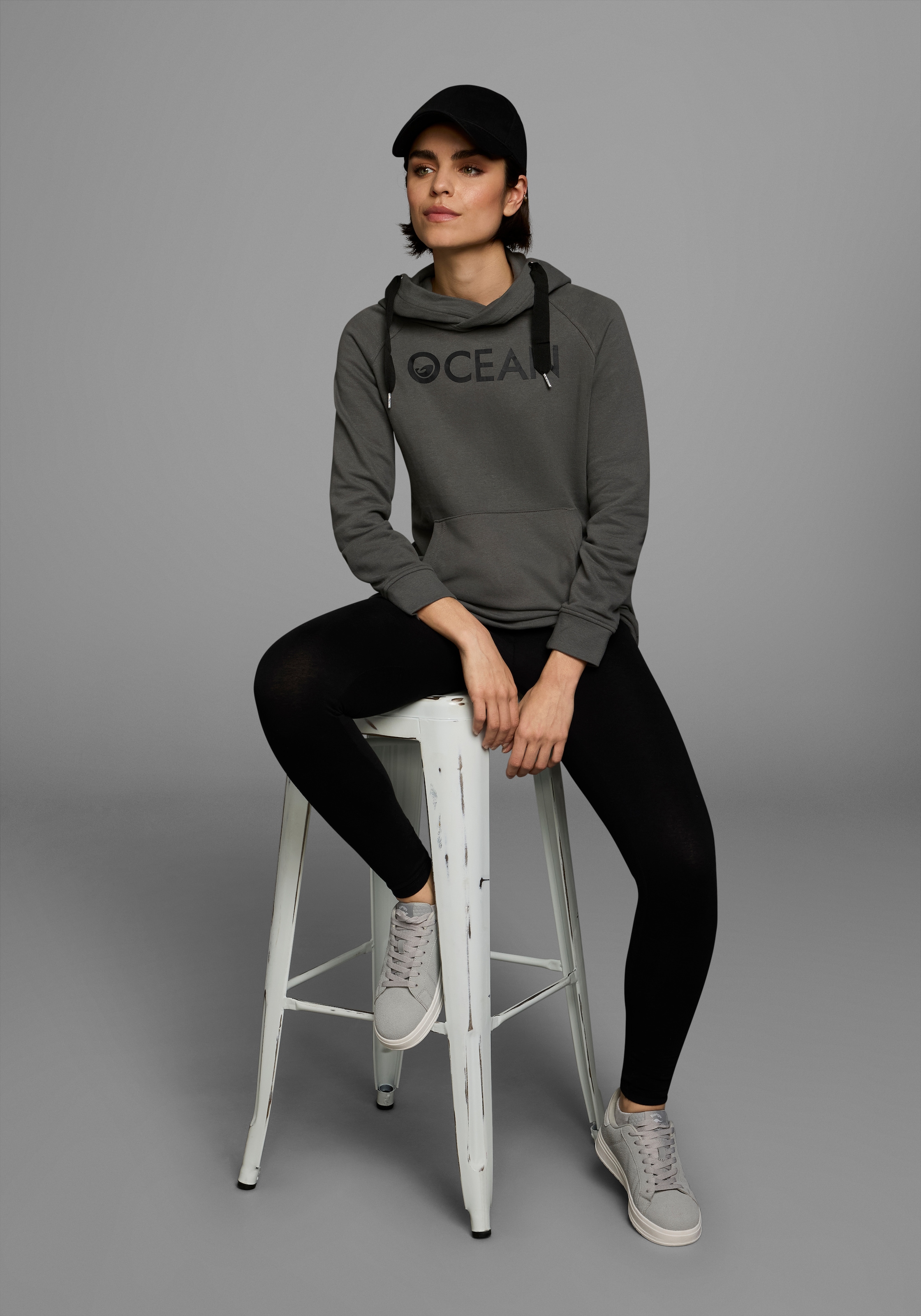 Ocean Sportswear Jogginganzug »Essentials Joggingsuit«, (Packung, 2 tlg., mit Leggings)