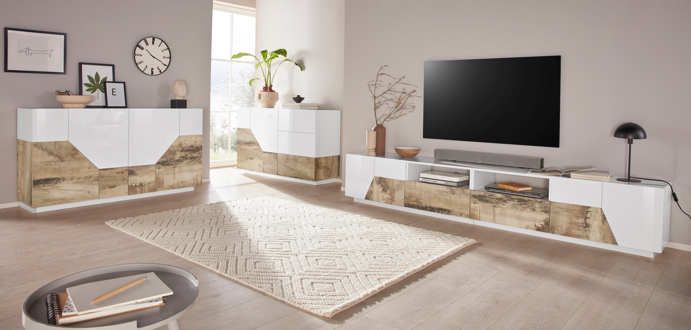 INOSIGN Lowboard »ALIEN- TV-Board, mit 4 Türen, 2 Schubladen und 2 offenen Fächern«, TV-Kommode Breite ca. 260 cm "Made in Italy"