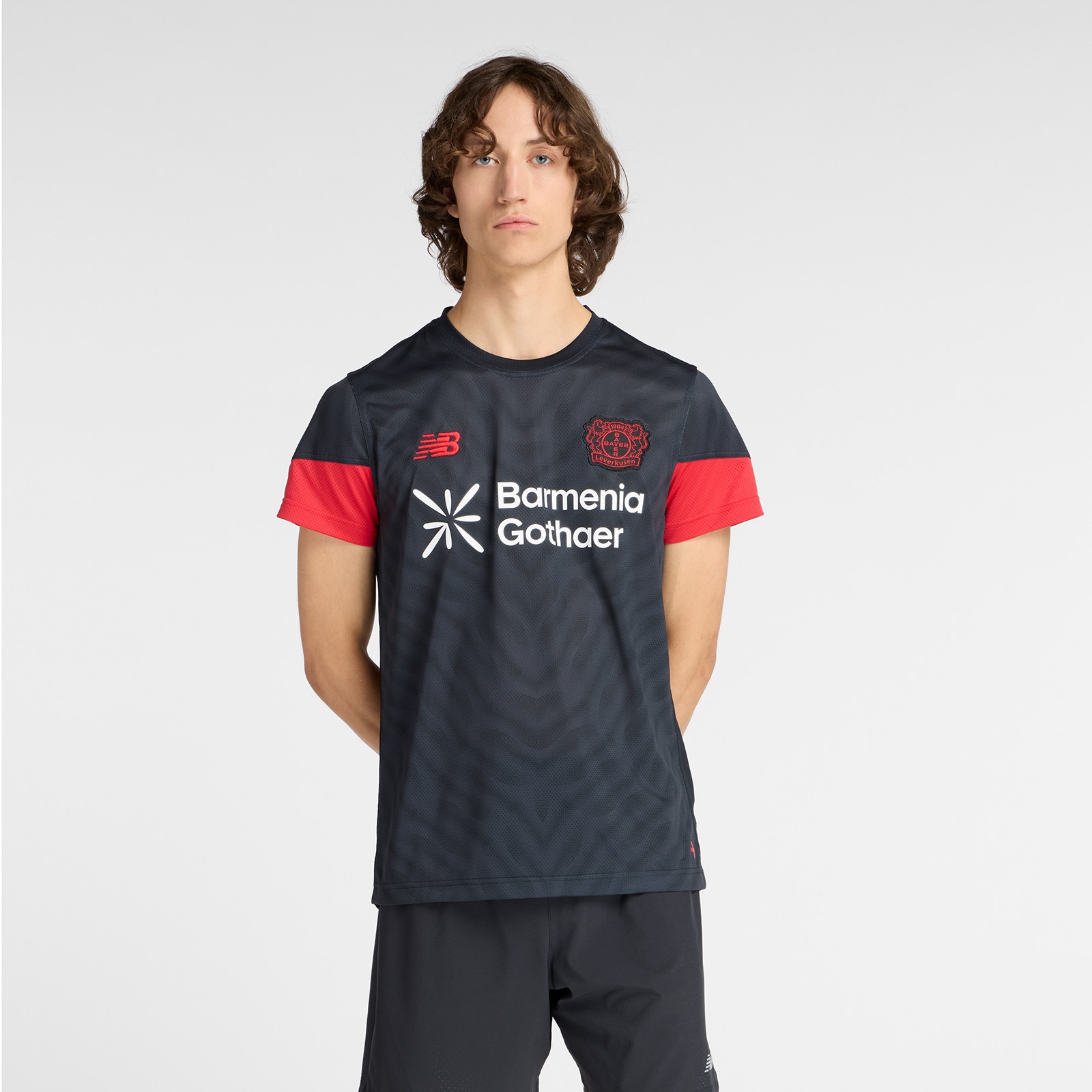 New Balance Trainingsshirt "BAYER 04 LEVERKUSEN MATCH JERSEY" für Erwachsene, Kurzarmdesign, schnell trocknend, atmungsaktiv