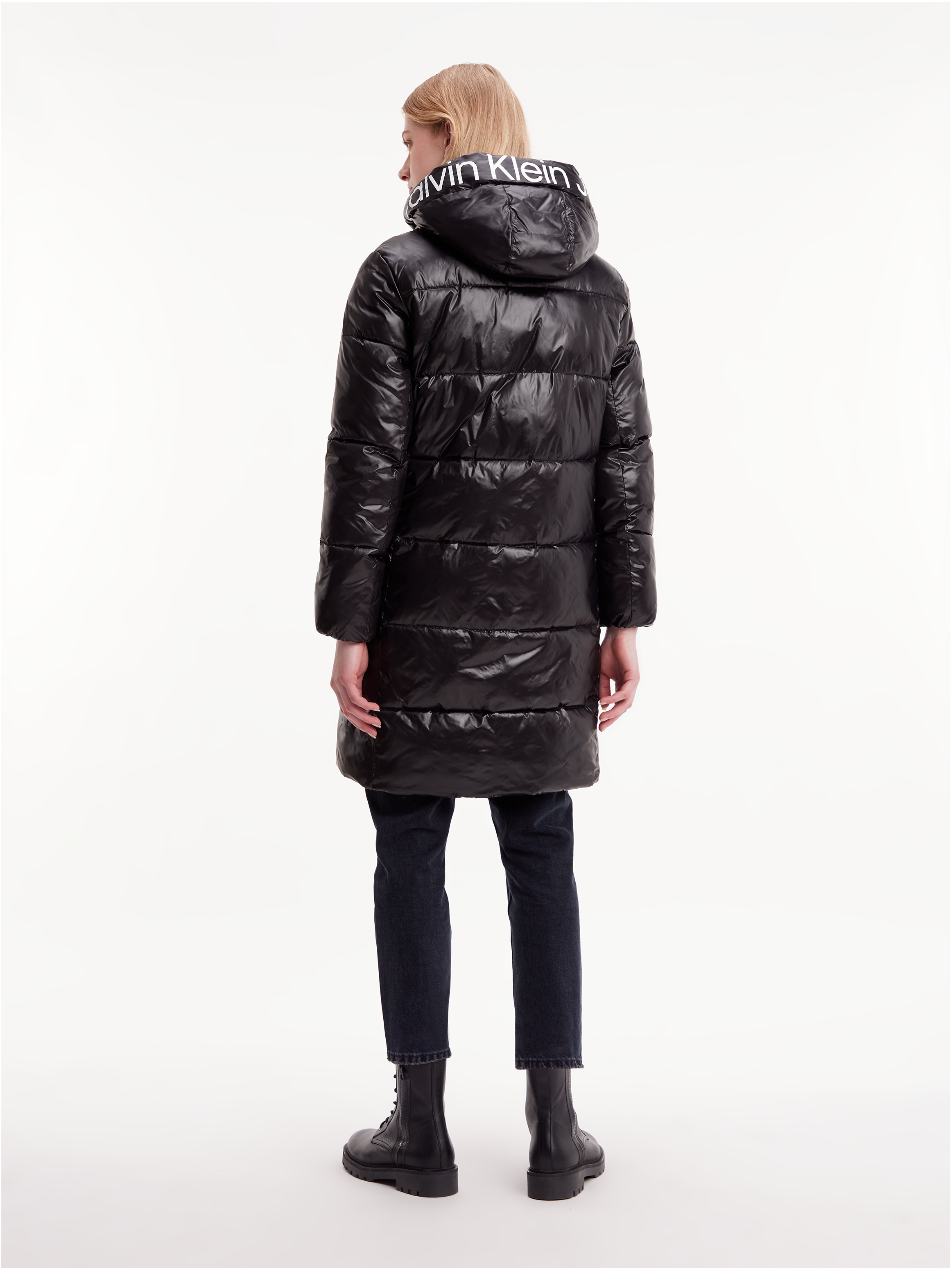 Calvin Klein Jeans Langjacke »SHINY LONG FITTED JACKET«, mit Kapuze, in  glänzender Optik online kaufen | Jelmoli-Versand