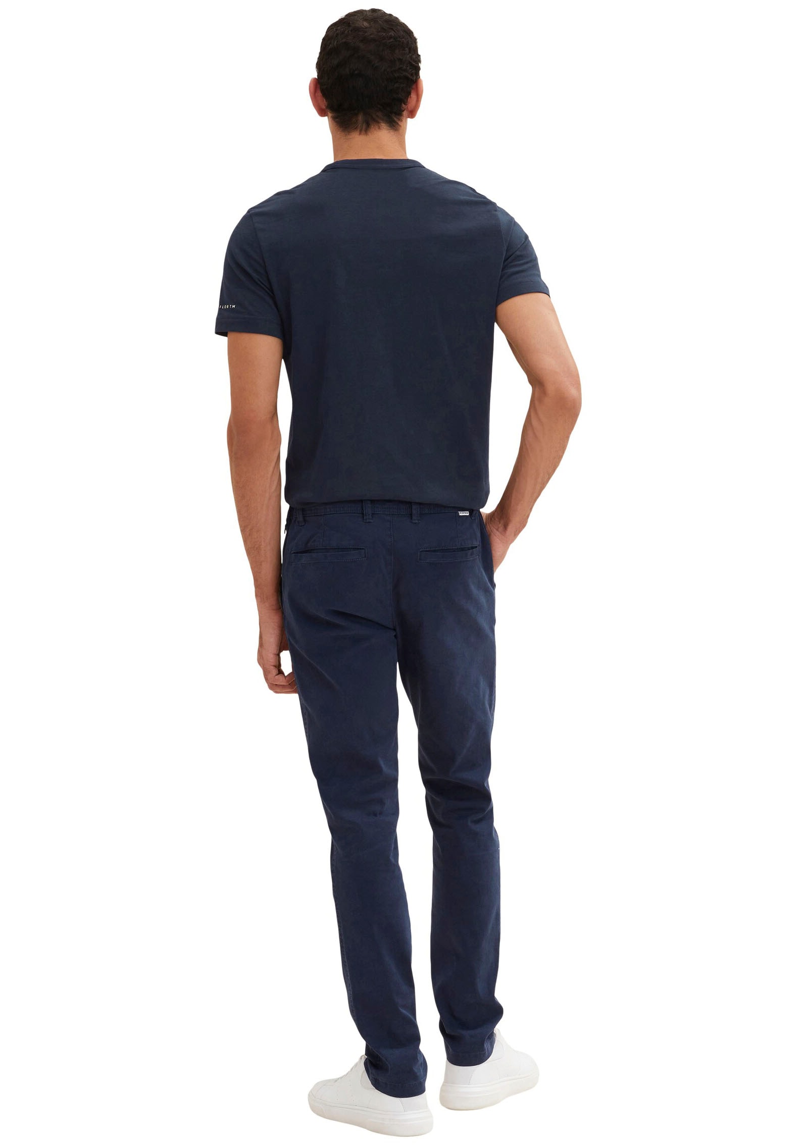 TOM TAILOR Chinohose, in lässiger, schmaler Passform