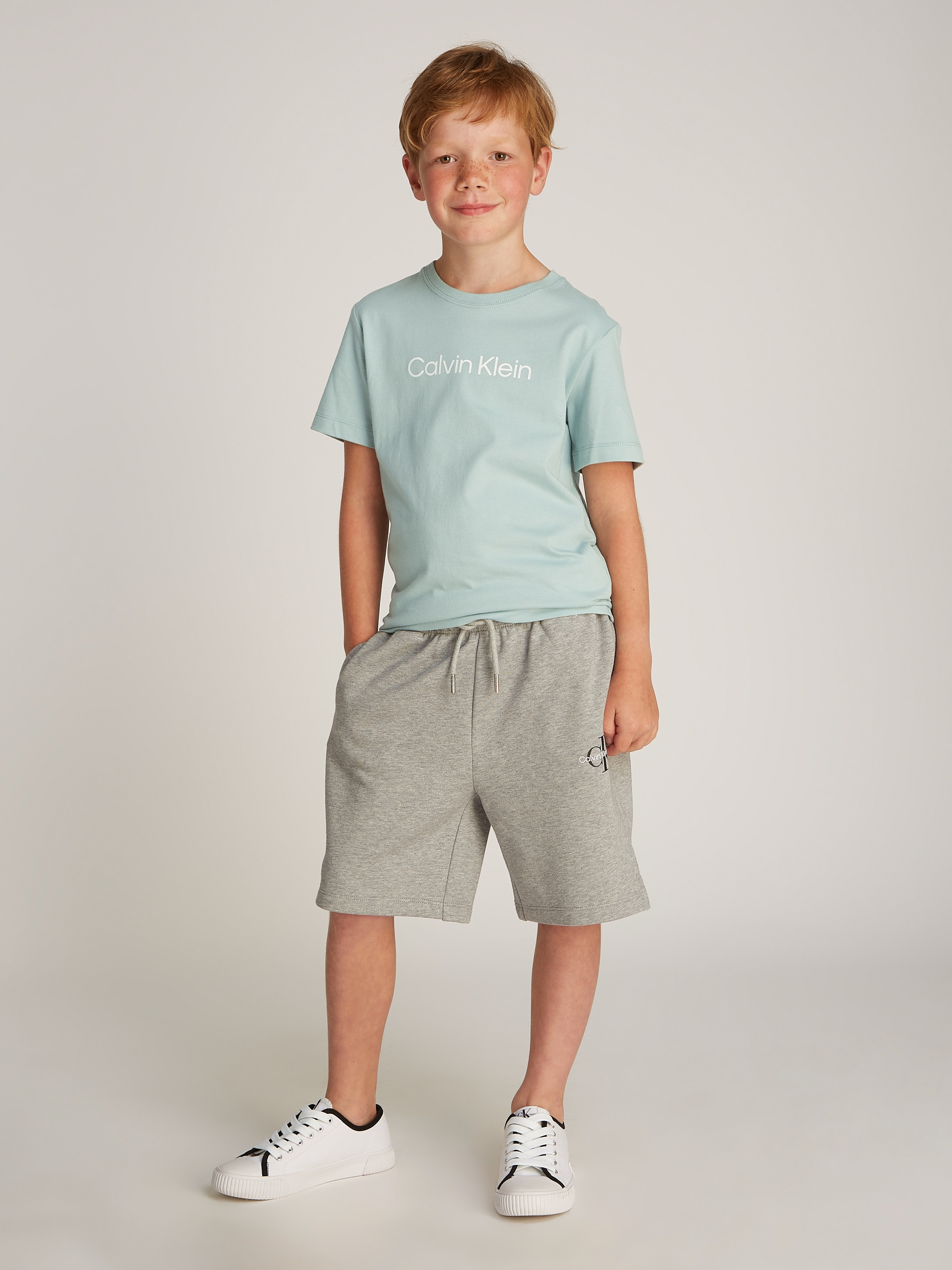 Calvin Klein Jeans Rundhalsshirt »INST. LOGO SS T-SHIRT«, für Kinder bis 16 Jahre und mit Logoschriftzug