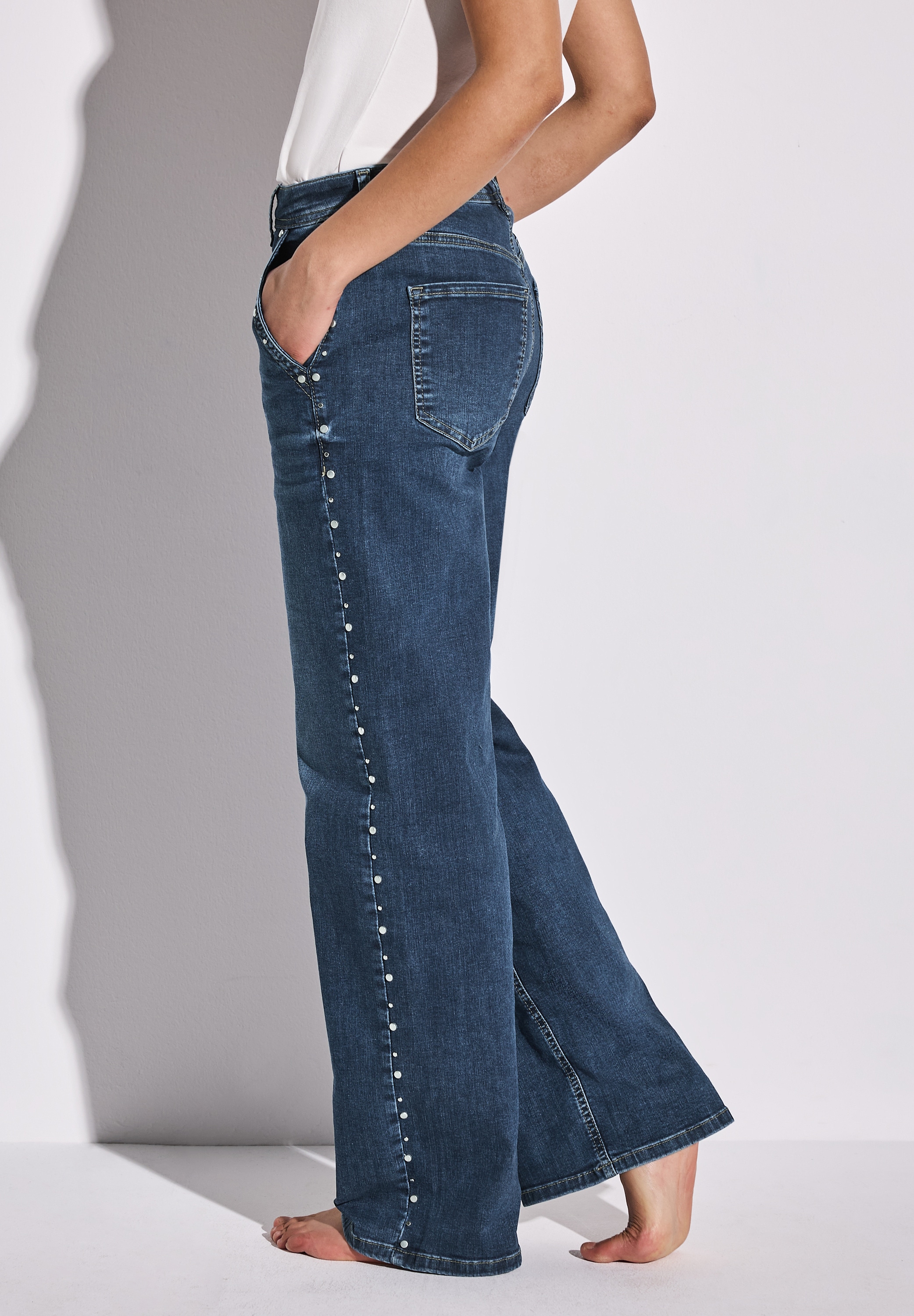 STREET ONE High-waist-Jeans, mit Nieten