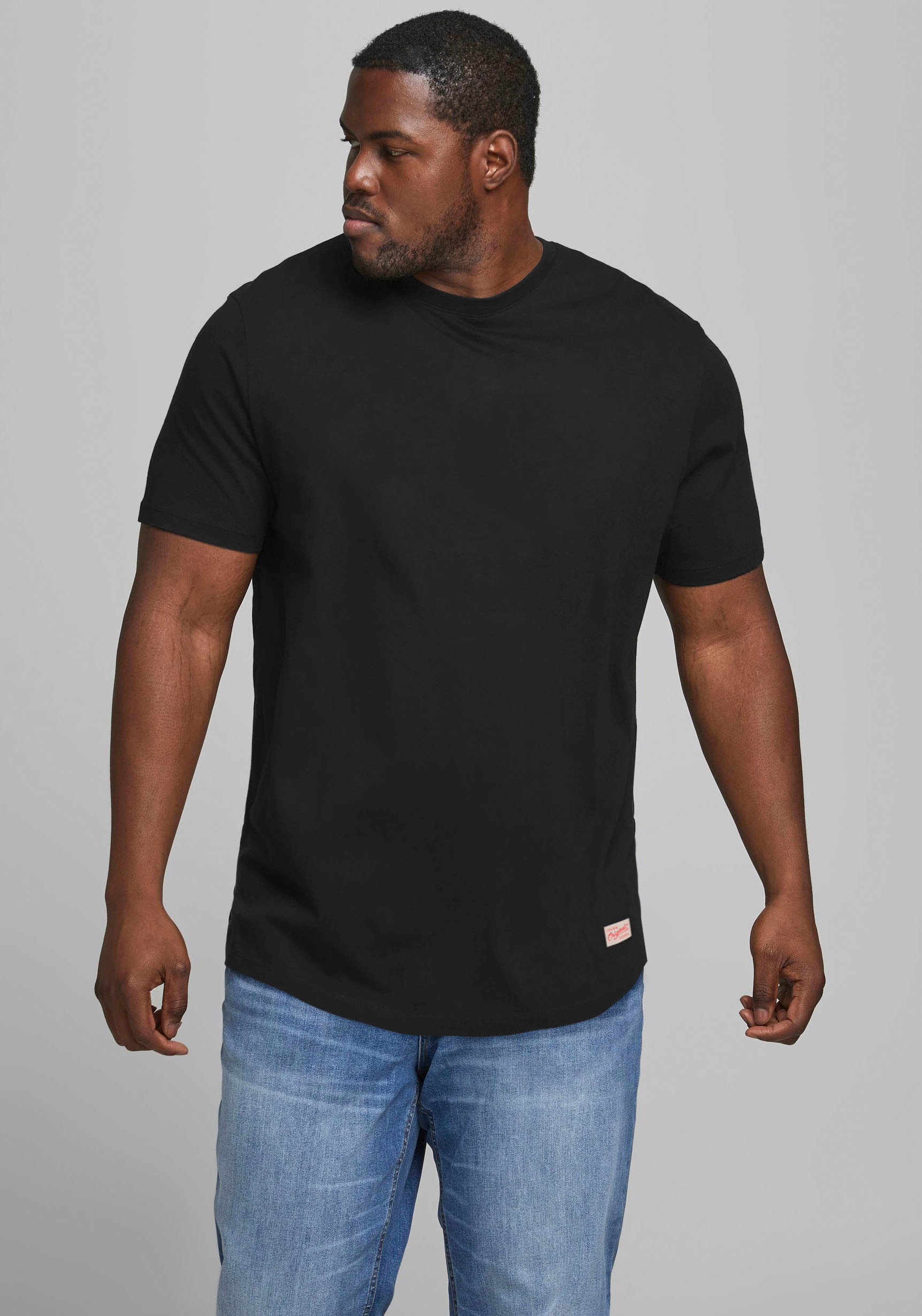 Jack & Jones PlusSize T-Shirt »NOA TEE«, mit abgerundetem Saum, bis Grösse 6XL