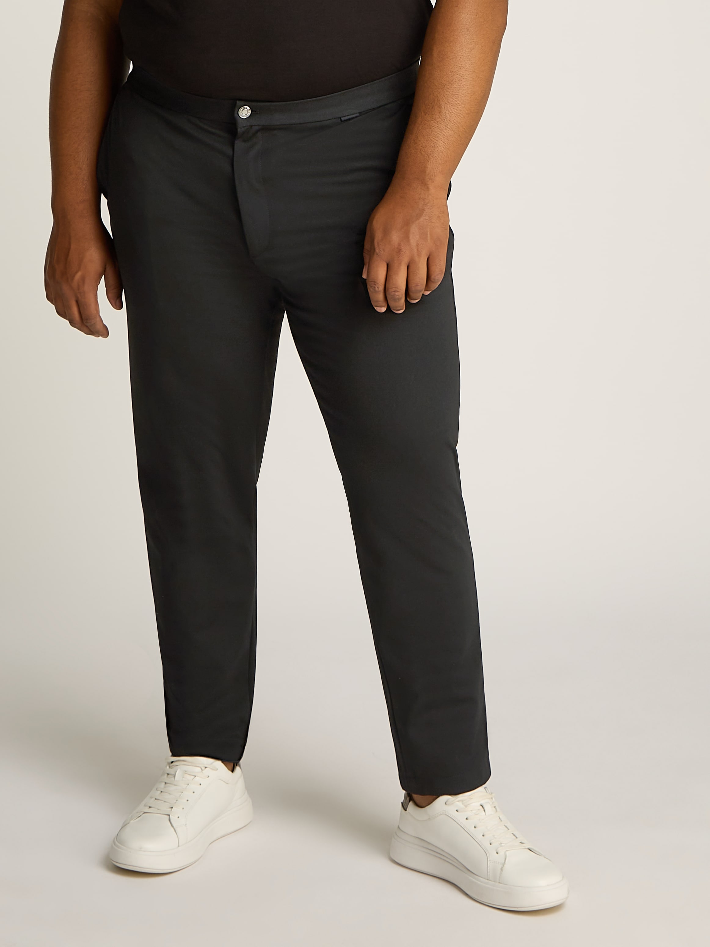 Calvin Klein Big&Tall Chinohose »BT_COMFORT KNIT TAPERED PANT«, in grossen Grössen mit Logoprägung