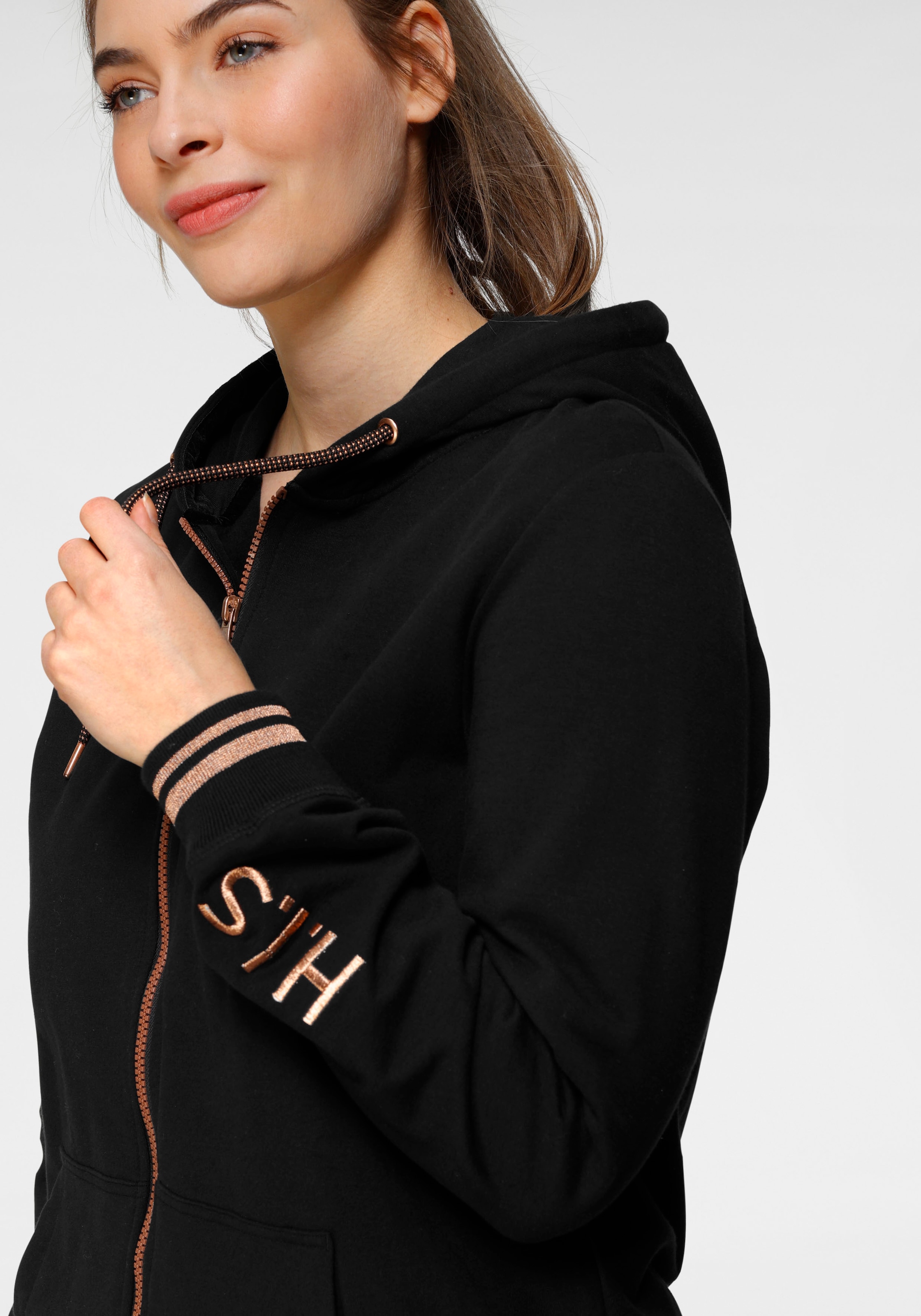 H.I.S Kapuzensweatjacke, mit metallisch glänzenden Details; Grosse Grösse