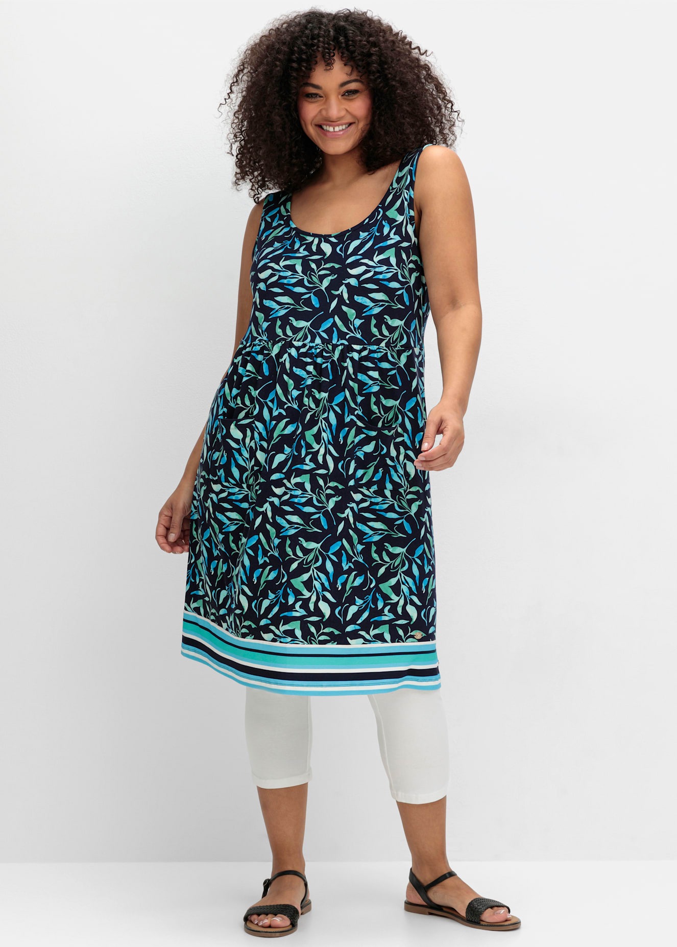 Sheego Sommerkleid »Sommerkleid« aufgesetzte Taschen
