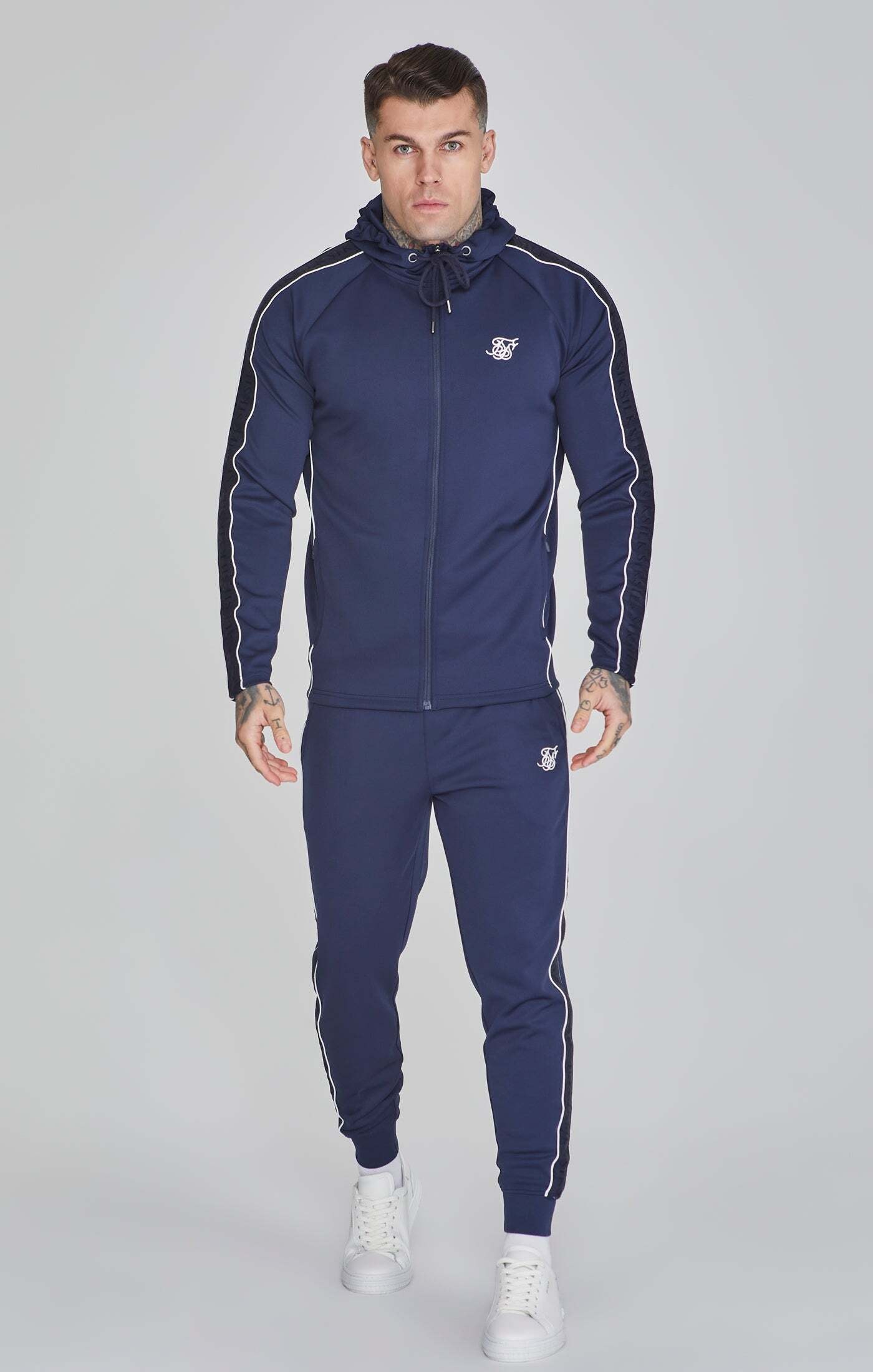 Loungeanzug »Siksilk Kleidungsset Hoodie and Joggers Set«