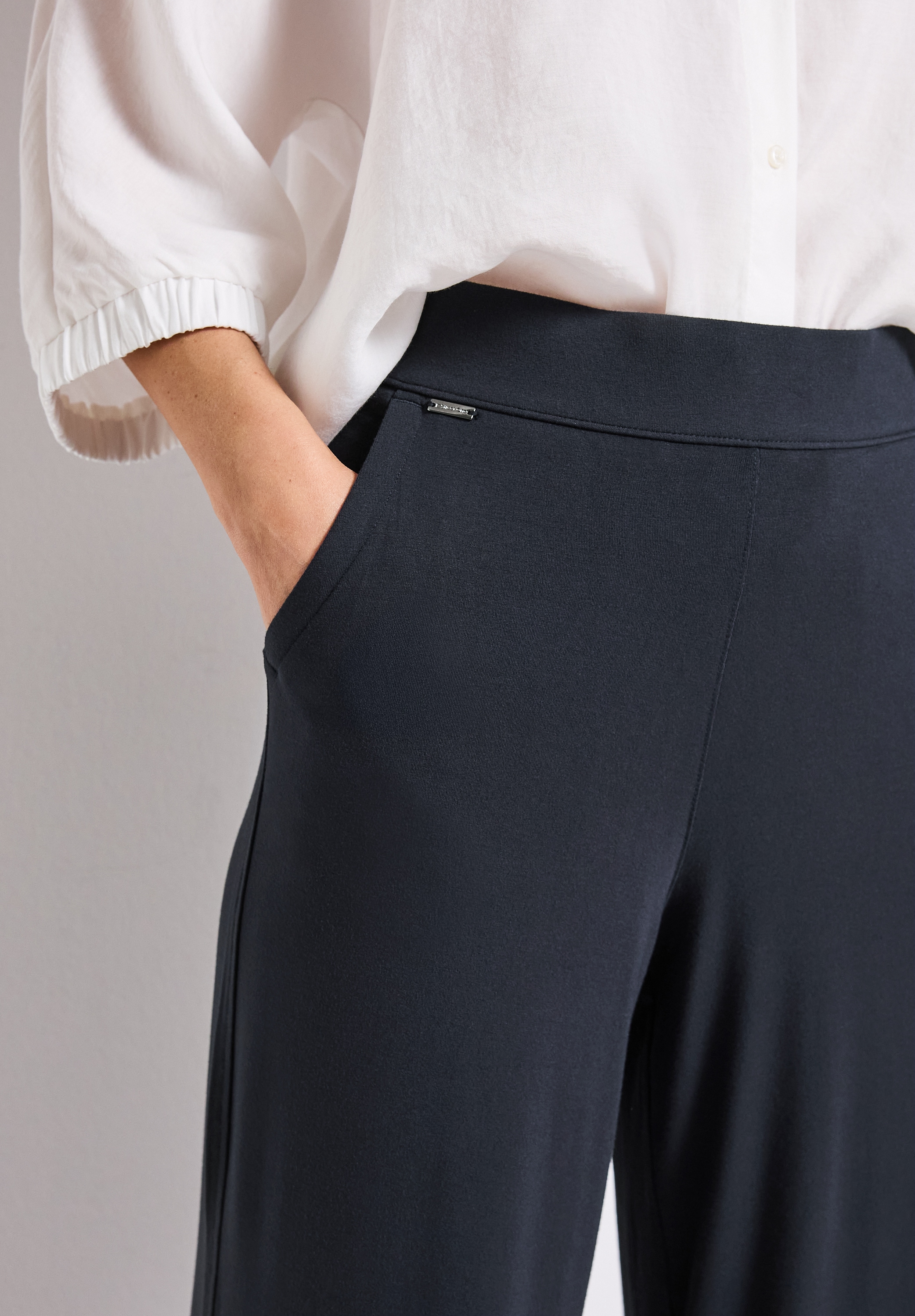 STREET ONE Stoffhose »Style EMEE«, Sommerhose 7/8-Länge und seitliche Taschen
