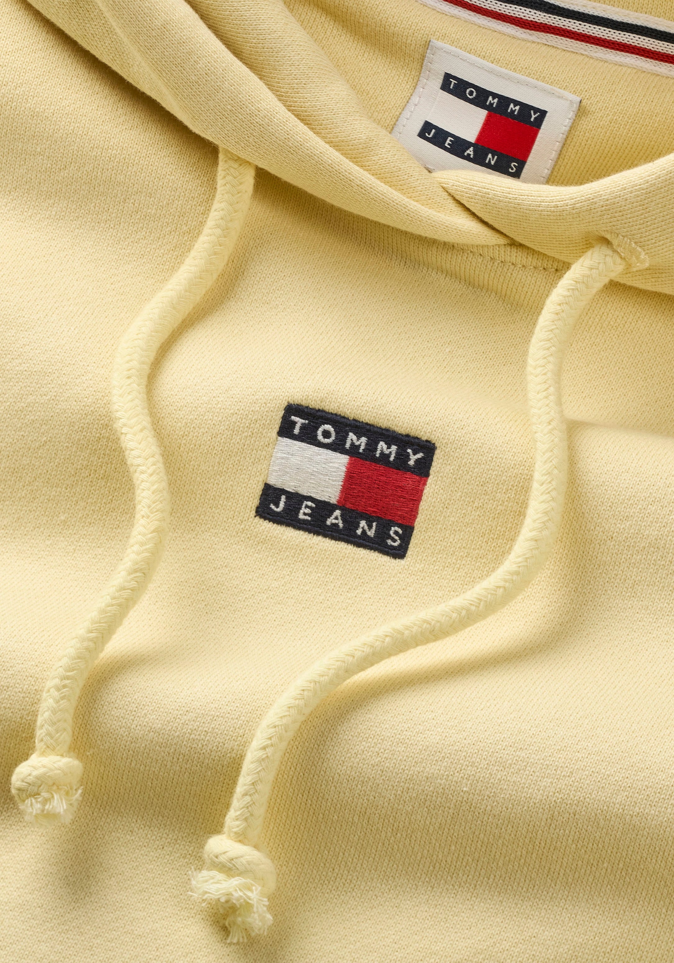 Tommy Jeans Kapuzensweatshirt »TJW BXY BADGE HOODIE«, mit Logostickerei