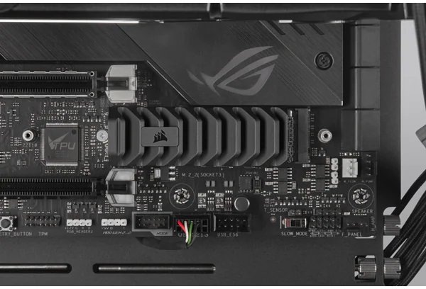 Corsair interne SSD »MP600 PRO XT 8TB NVMe PCIe M.2 SSD«, Anschluss M.2 PCIe 4.0