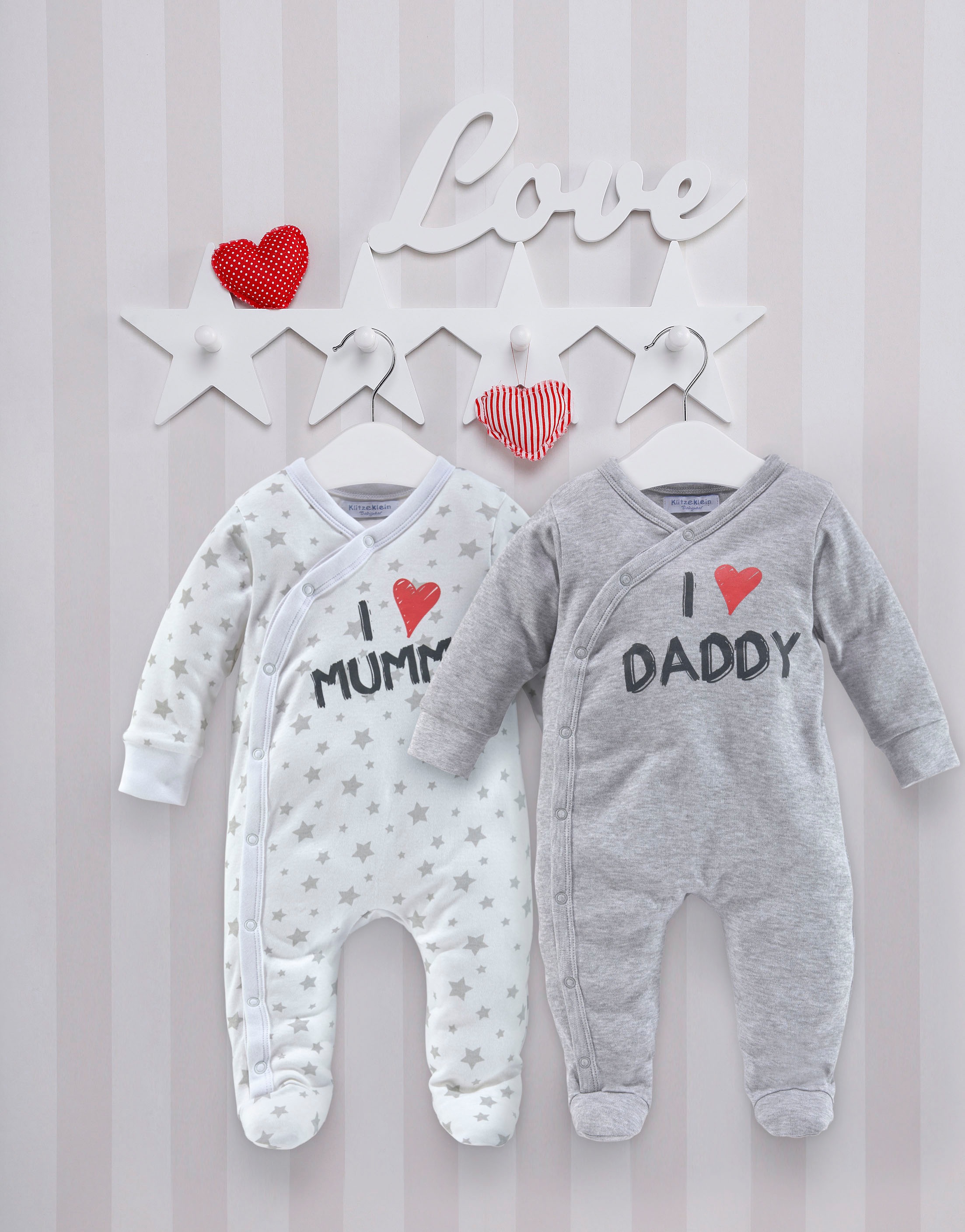 KIDSWORLD Schlafoverall »2er Schlafoveralls: I love Mummy / I love Daddy«, (Packung, 2 tlg.), aus Bio-Baumwolle, Baby-Overalls