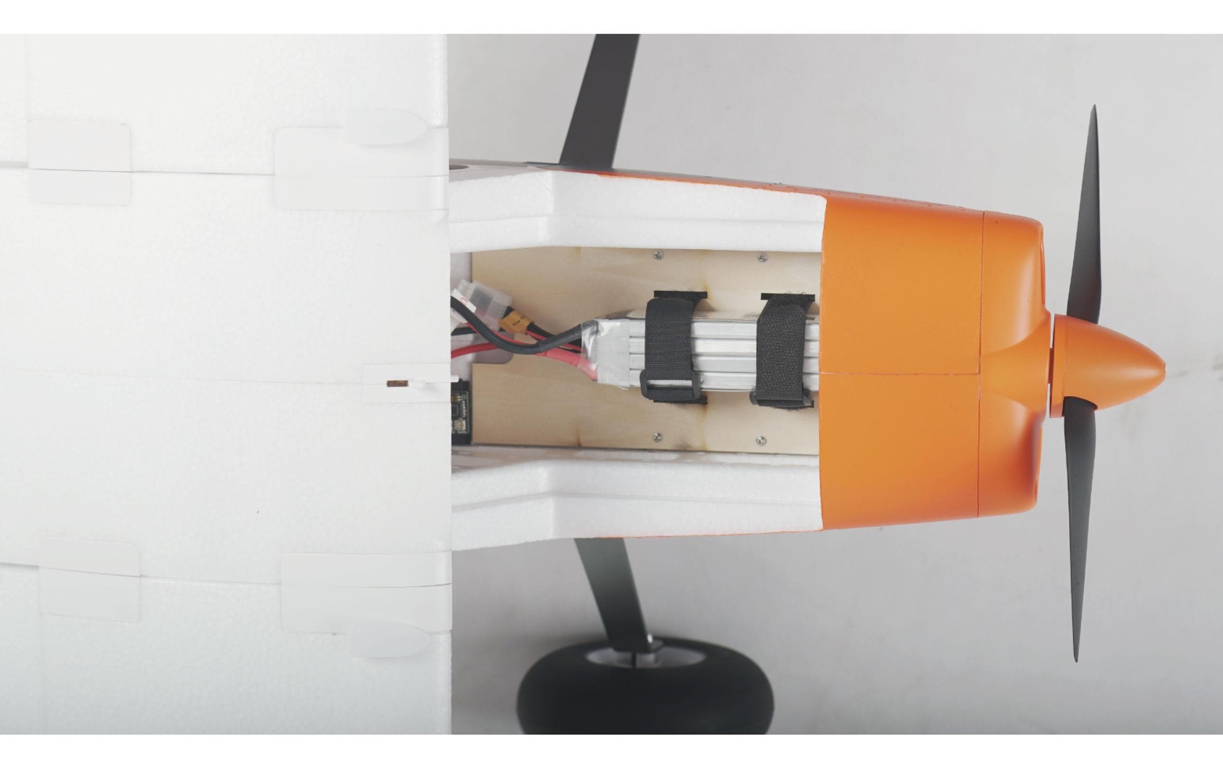 Amewi RC-Flugzeug »Tasman 1500 mm«
