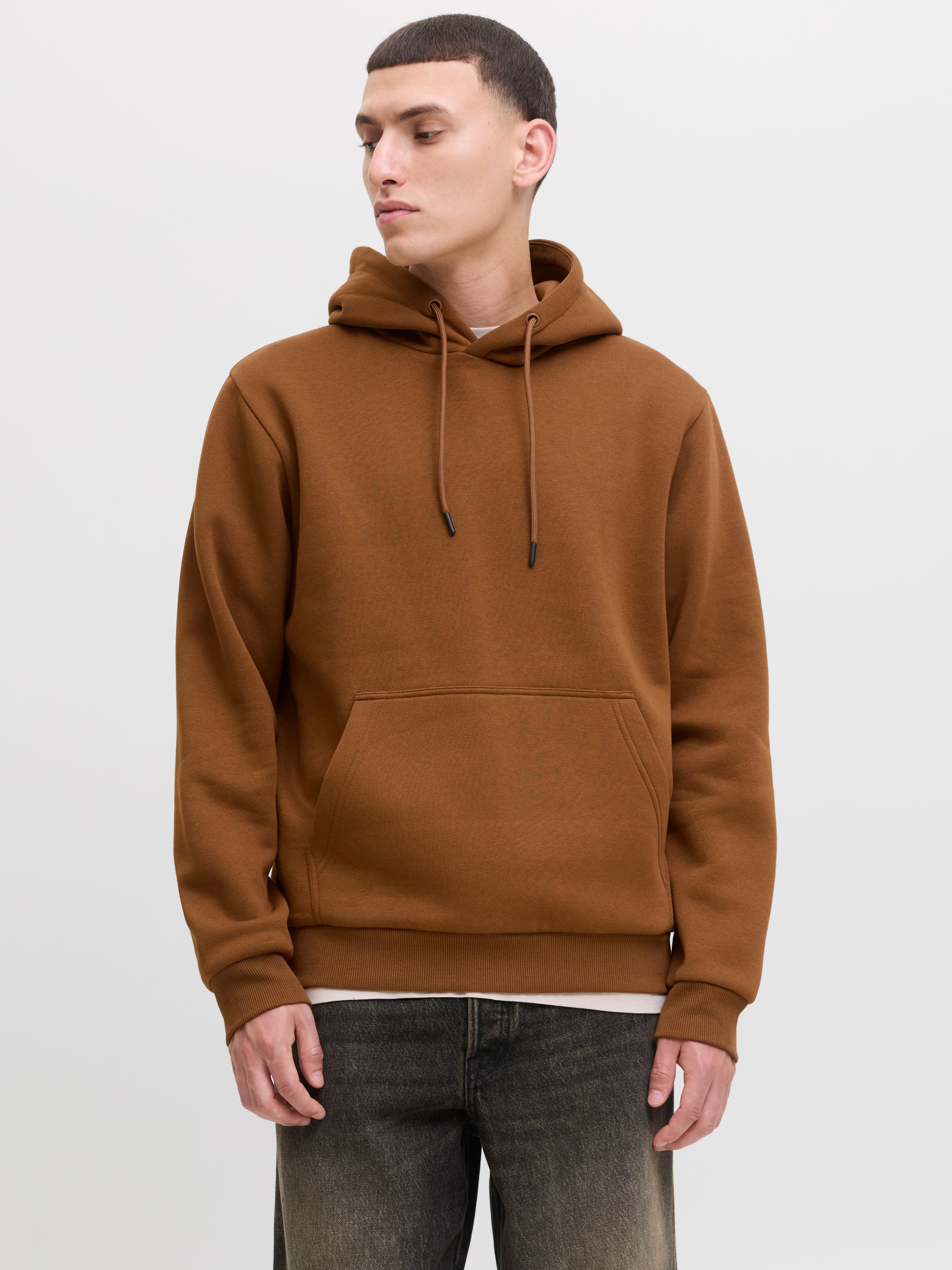 Jack & Jones Kapuzensweatshirt »JJEBRADLEY SWEAT HOOD NOOS«, mit Känguru Tasche