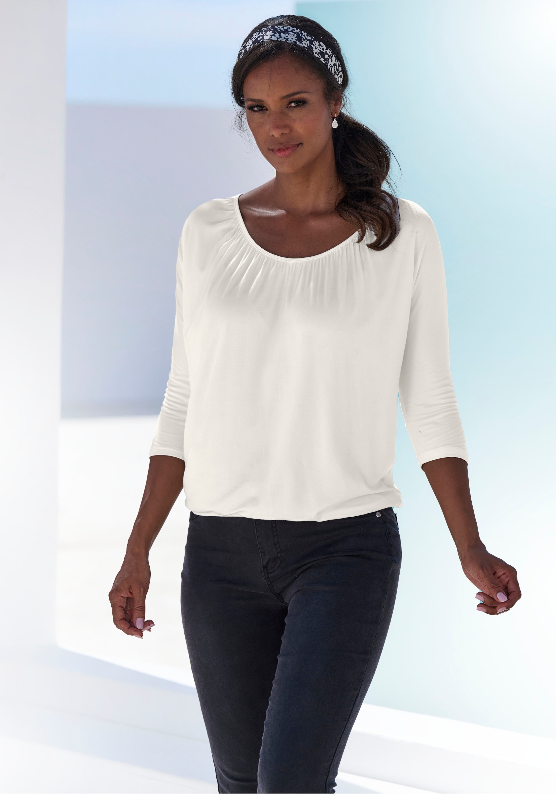 LASCANA 3/4-Arm-Shirt »mit zarter Raffung am Ausschnitt« aus weichem Viskose-Stretch