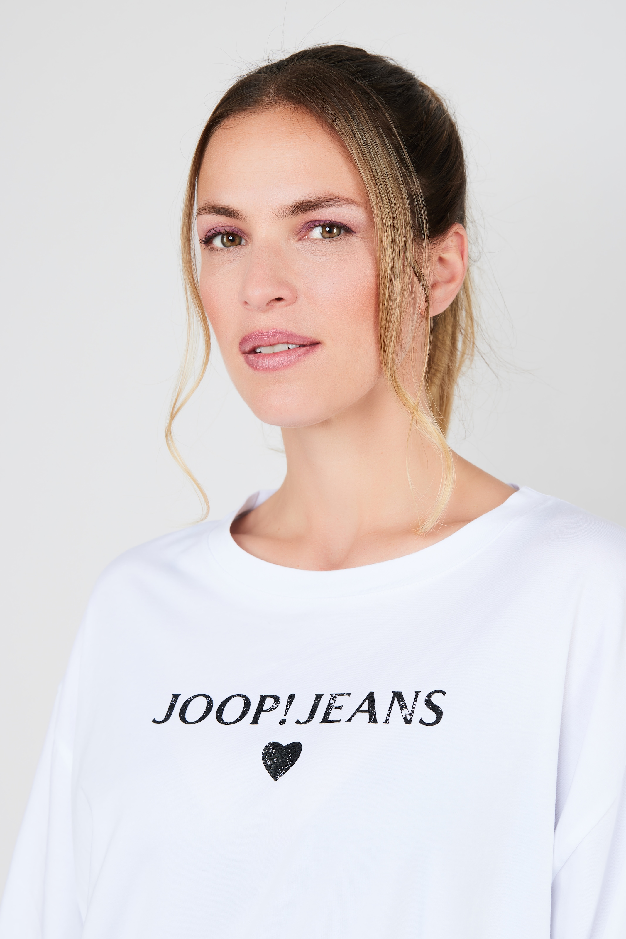 JOOP! Jeans T-Shirt »After Dark (JOOP! Jeans)«, Logo-Schriftzug vorn, Kurzarm, Rundhalsausschnitt