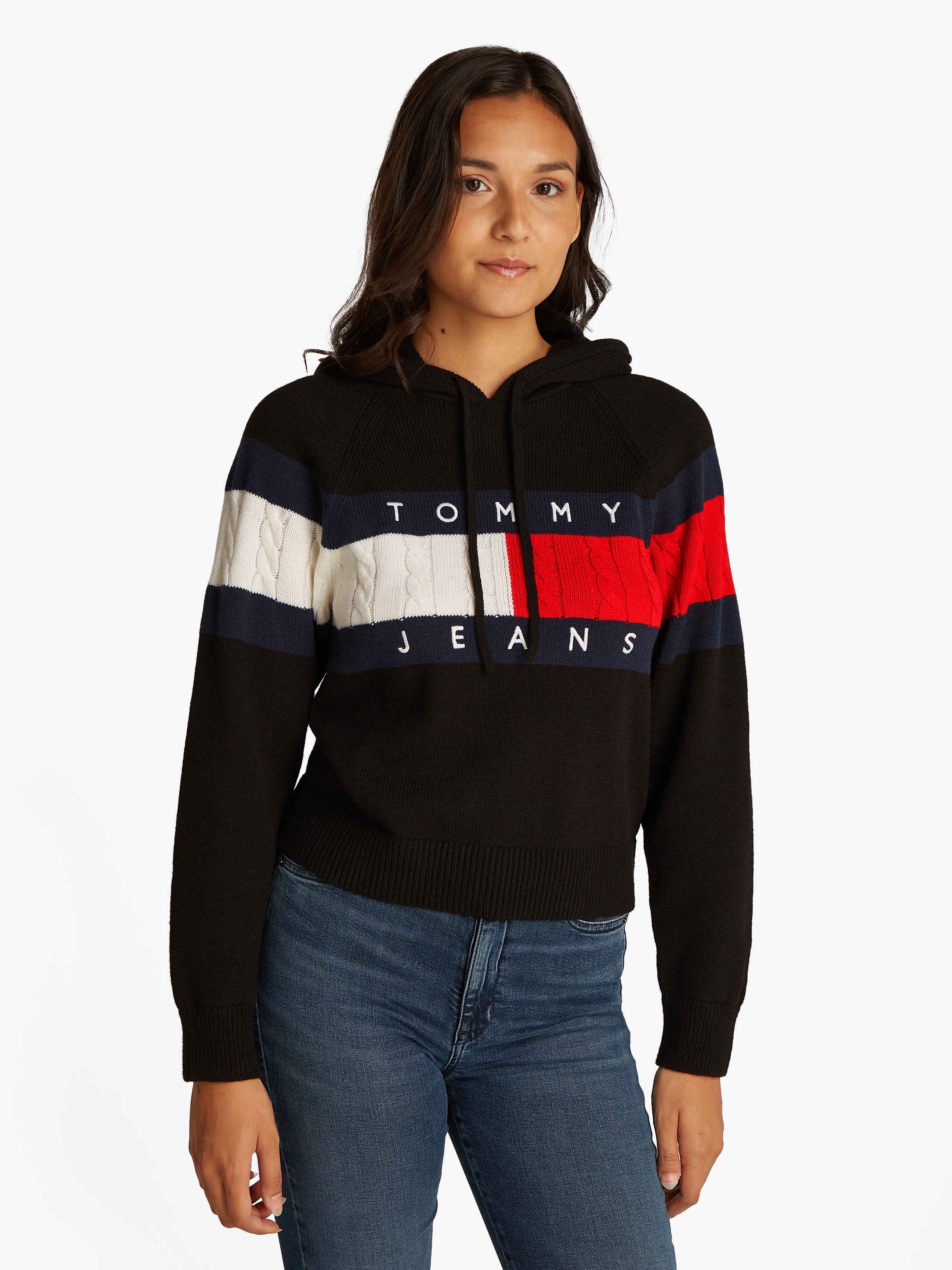 TOMMY JEANS Kapuzenpullover »TJW CENTER FLAG HOOD SWEATER EXT«, mit Kapuze, grossem Logo-Flag