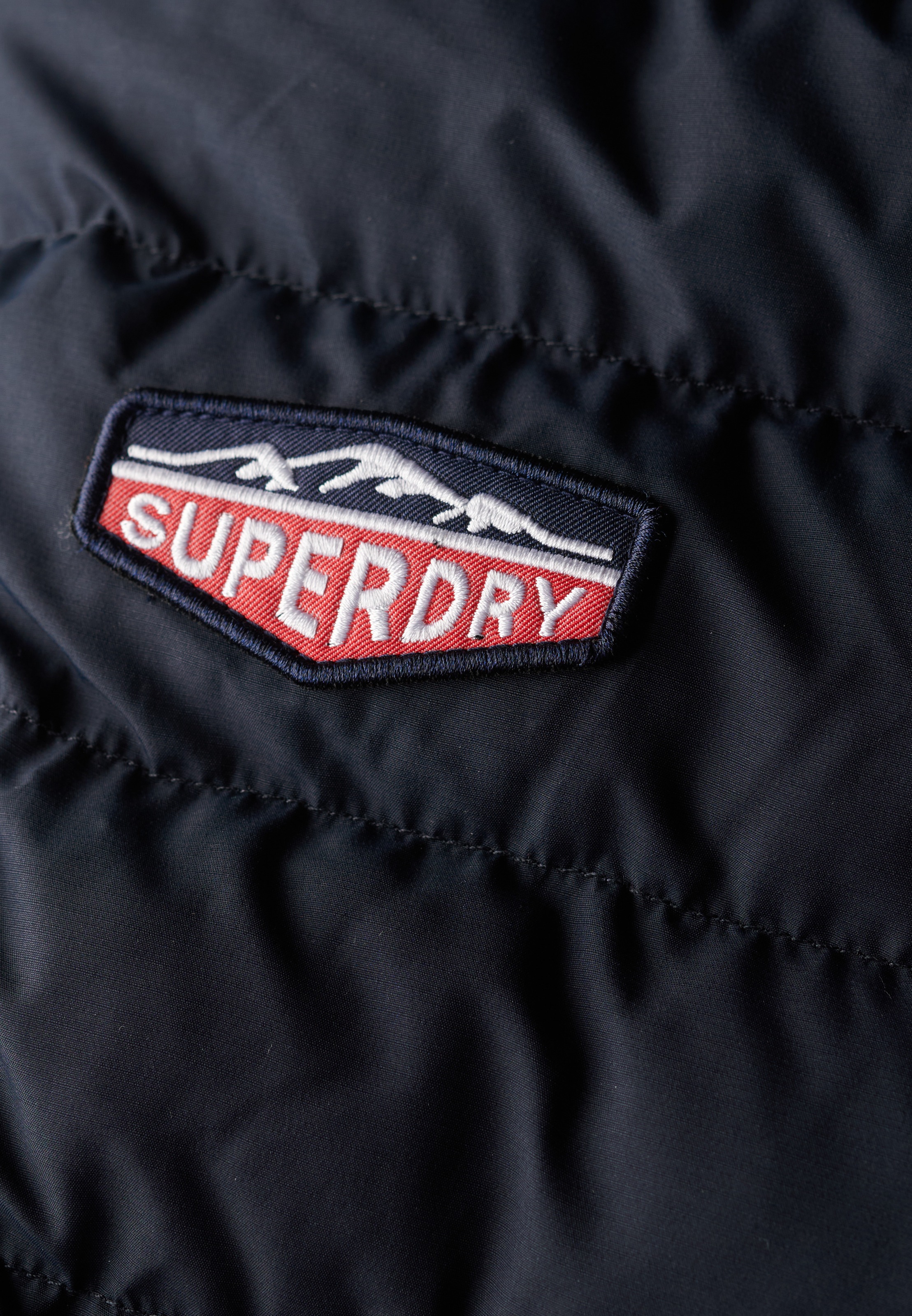 Superdry Steppjacke »HOODED FUJI PADDED JACKET«, mit Kapuze