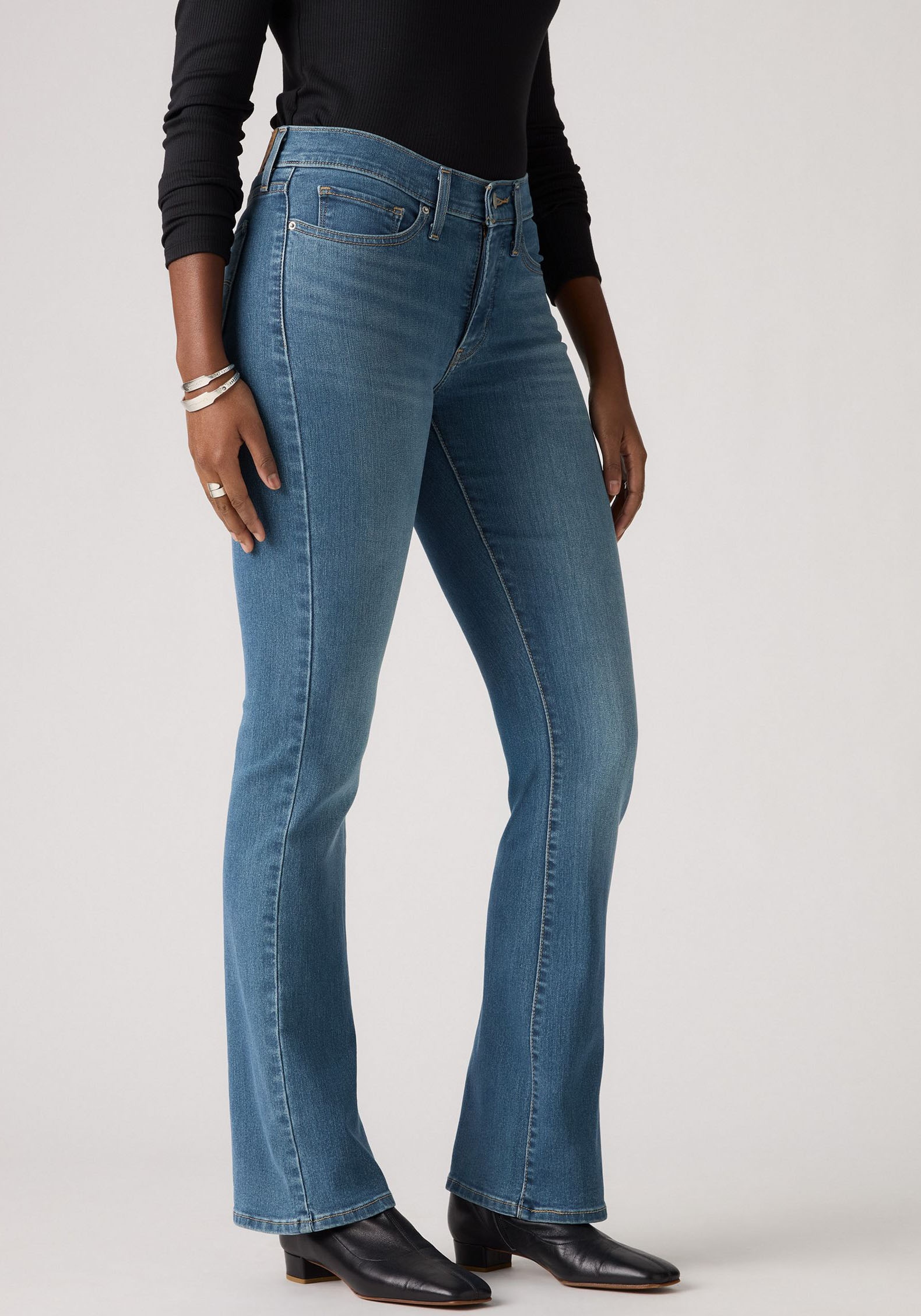 Levi's® Bootcut-Jeans »315 Shaping Boot«