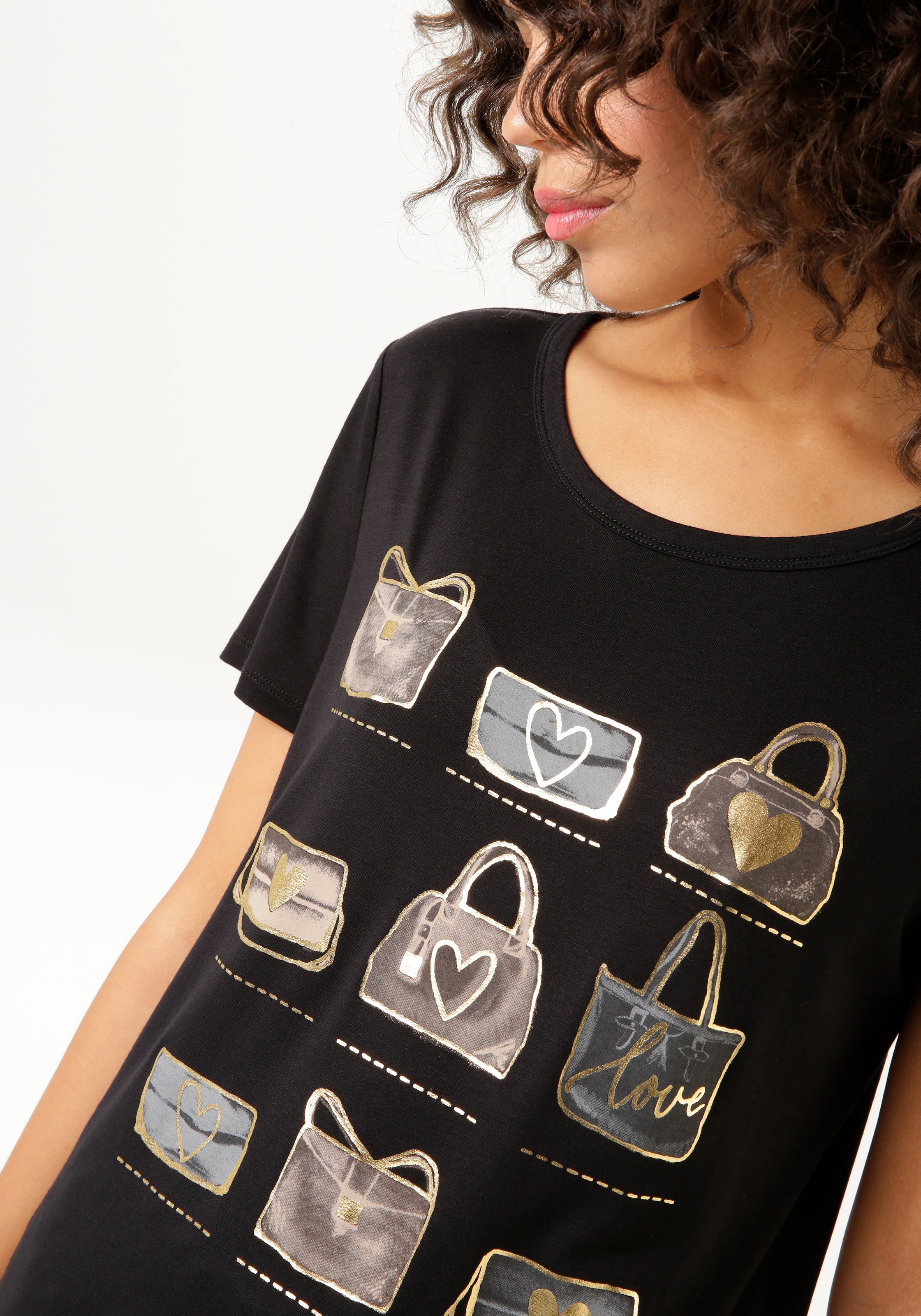 Aniston CASUAL T-Shirt, Frontdruck, teilweise mit glitzerndem Folienprint - NEUE  KOLLEKTION online kaufen bei Jelmoli-Versand Schweiz
