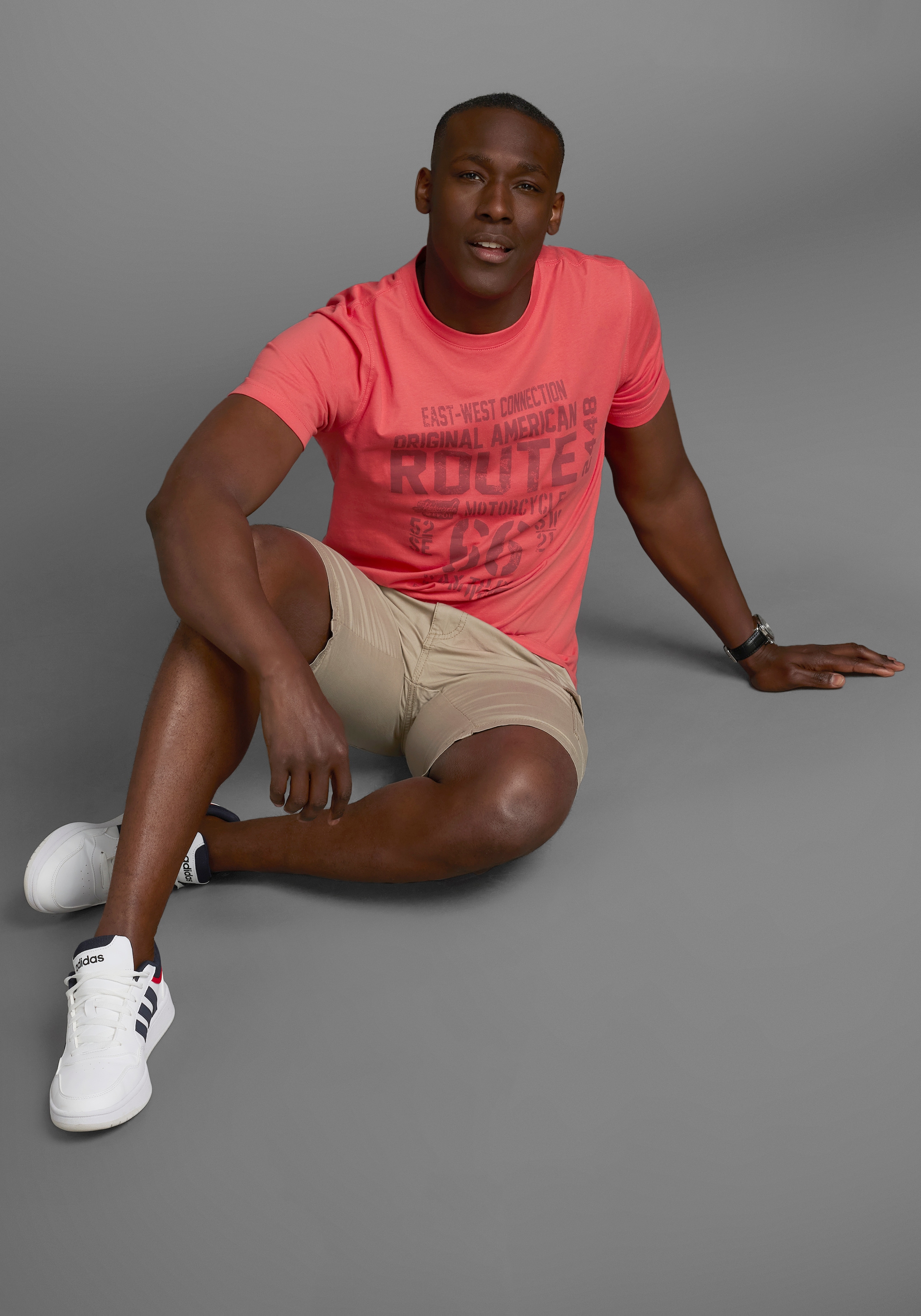 Man's World Rundhalsshirt, kurzärmelig, lässige Passform, bedruckt, Rundhalsausschnitt