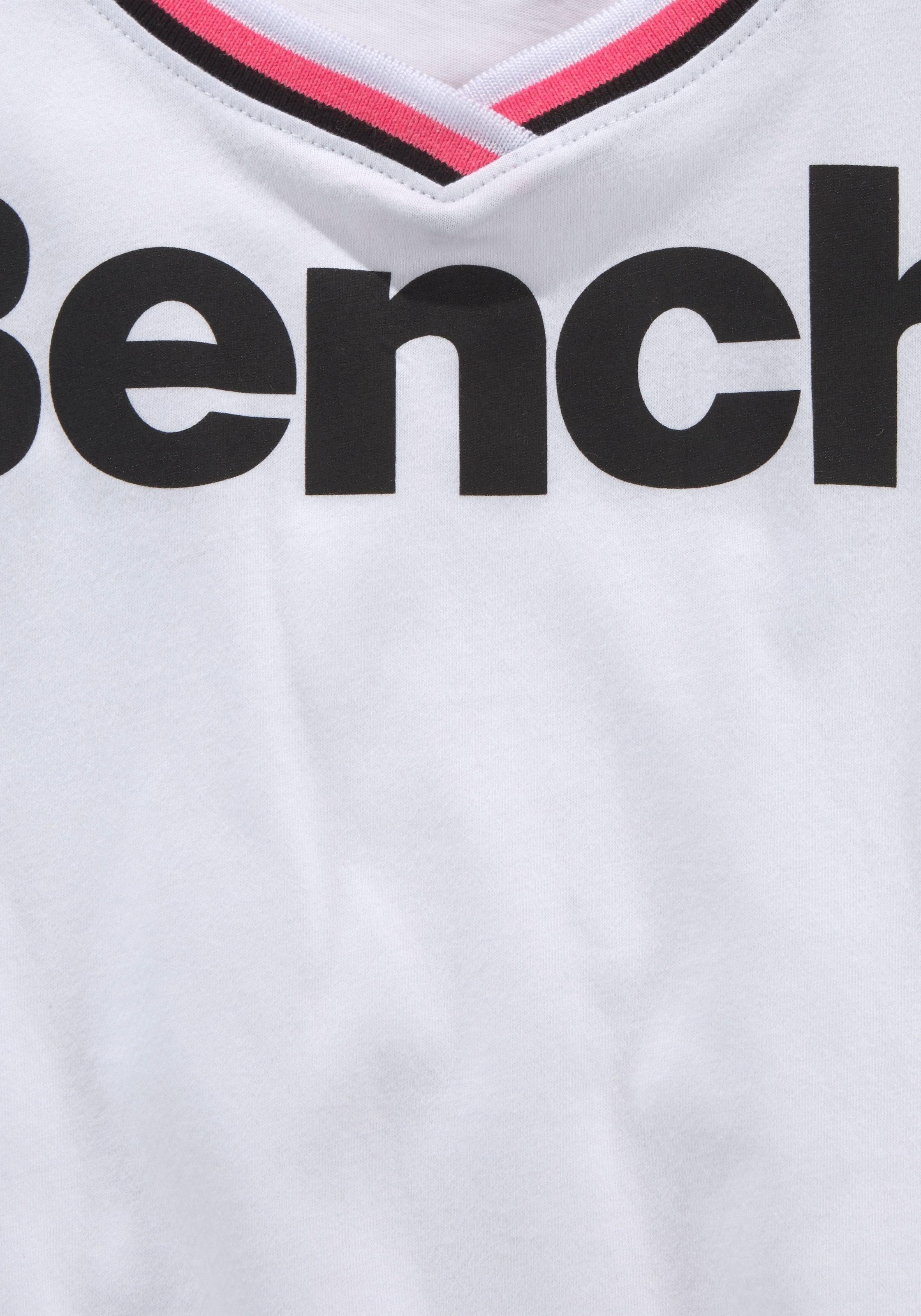 Top), mit farbigem (Set, 2 tlg., kaufen Bench. mit online T-Shirt, Jelmoli-Versand | ✵ Halsausschnitt