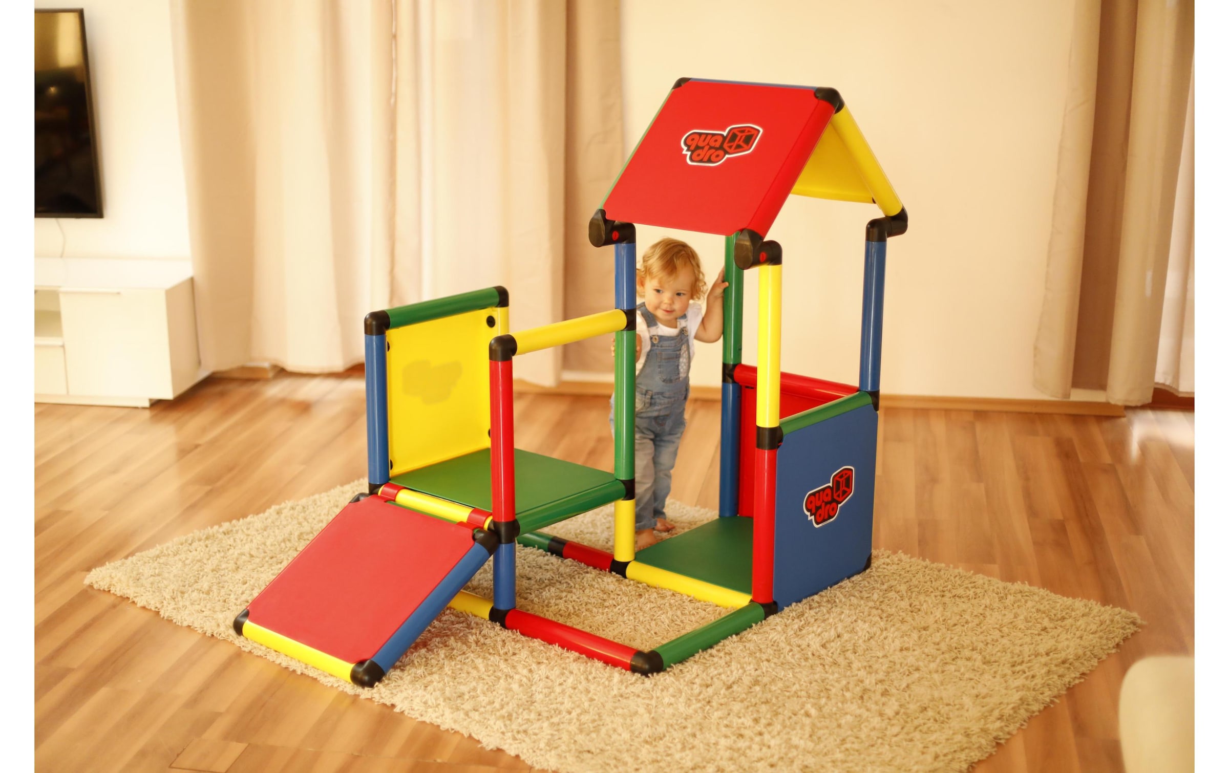 QUADRO Spielturm