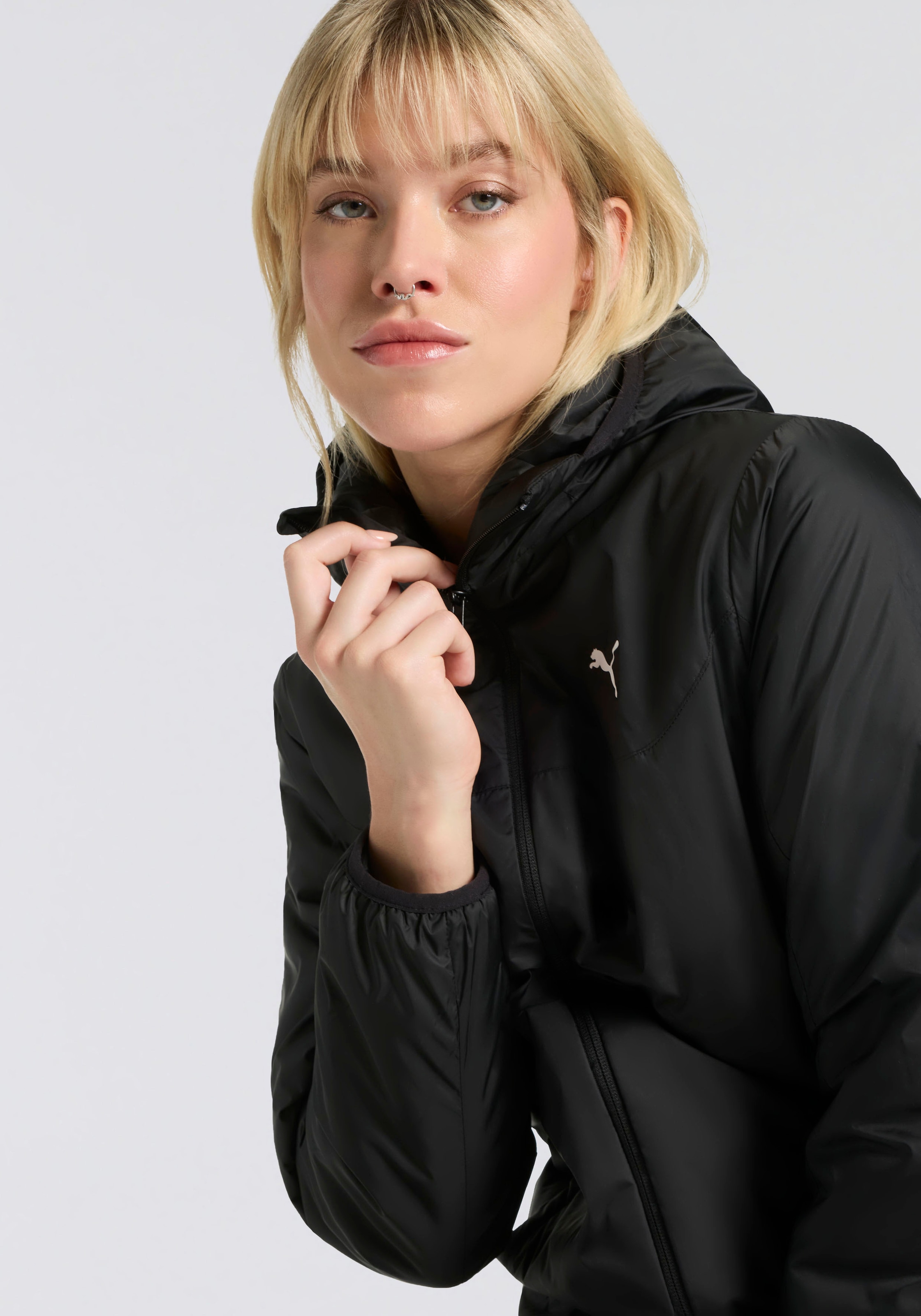 PUMA Winterjacke »ESS LIGHT PADDED JACKET«, mit Kapuze