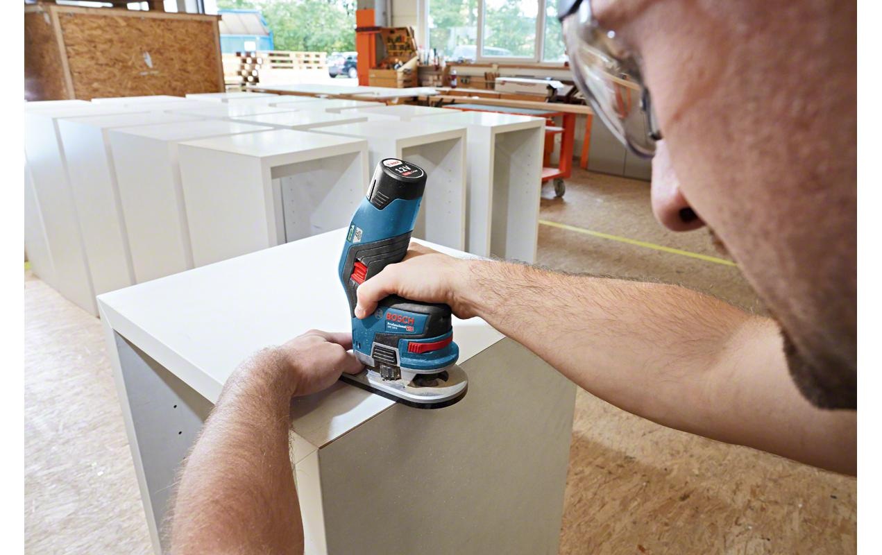 Bosch Professional Fräse »GKF 12V-8 Solo«