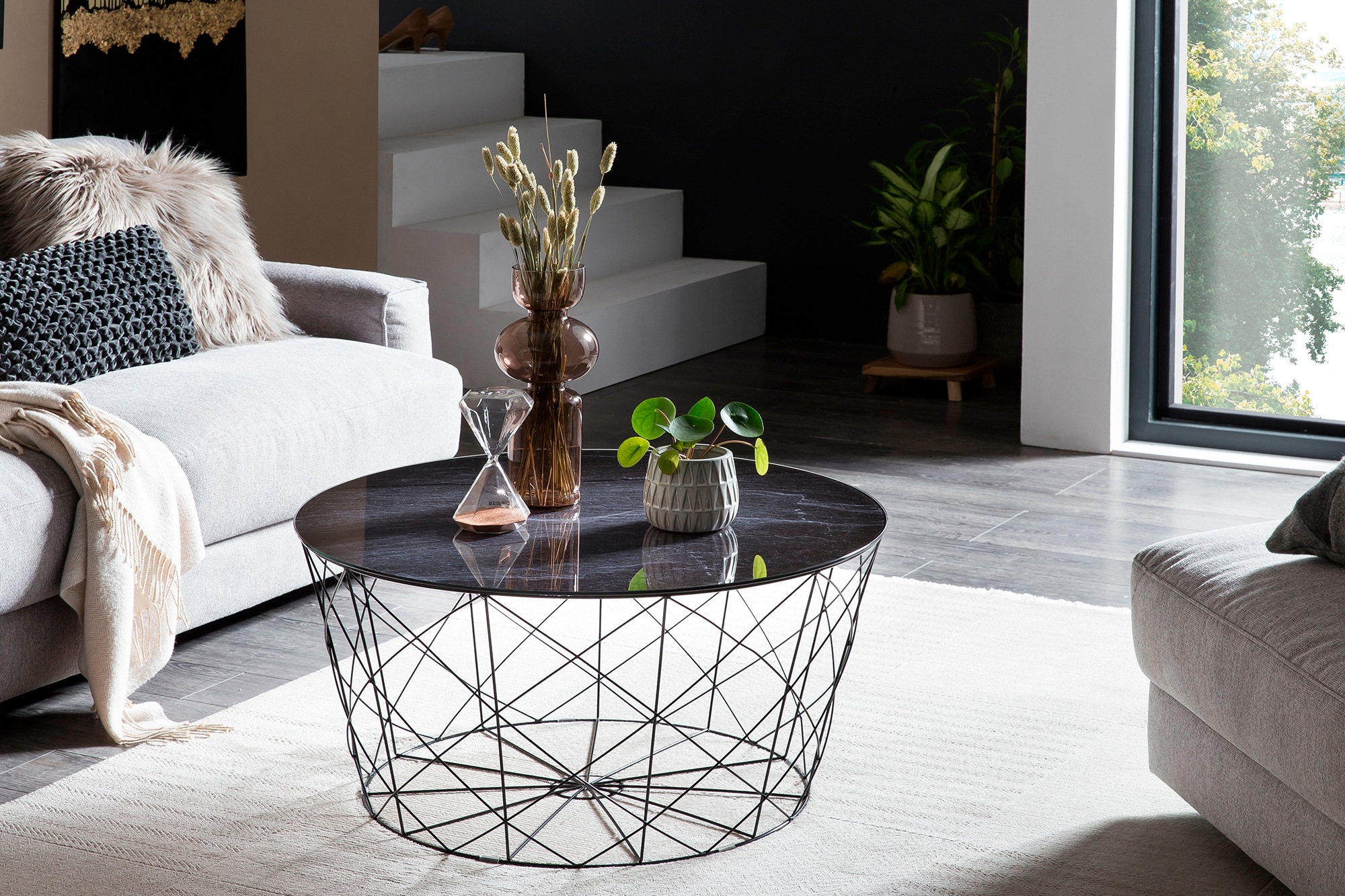 SalesFever Couchtisch "Caorle Coffeetable: Harmonisches Wohnambiente" Stilvolles Korbgestell