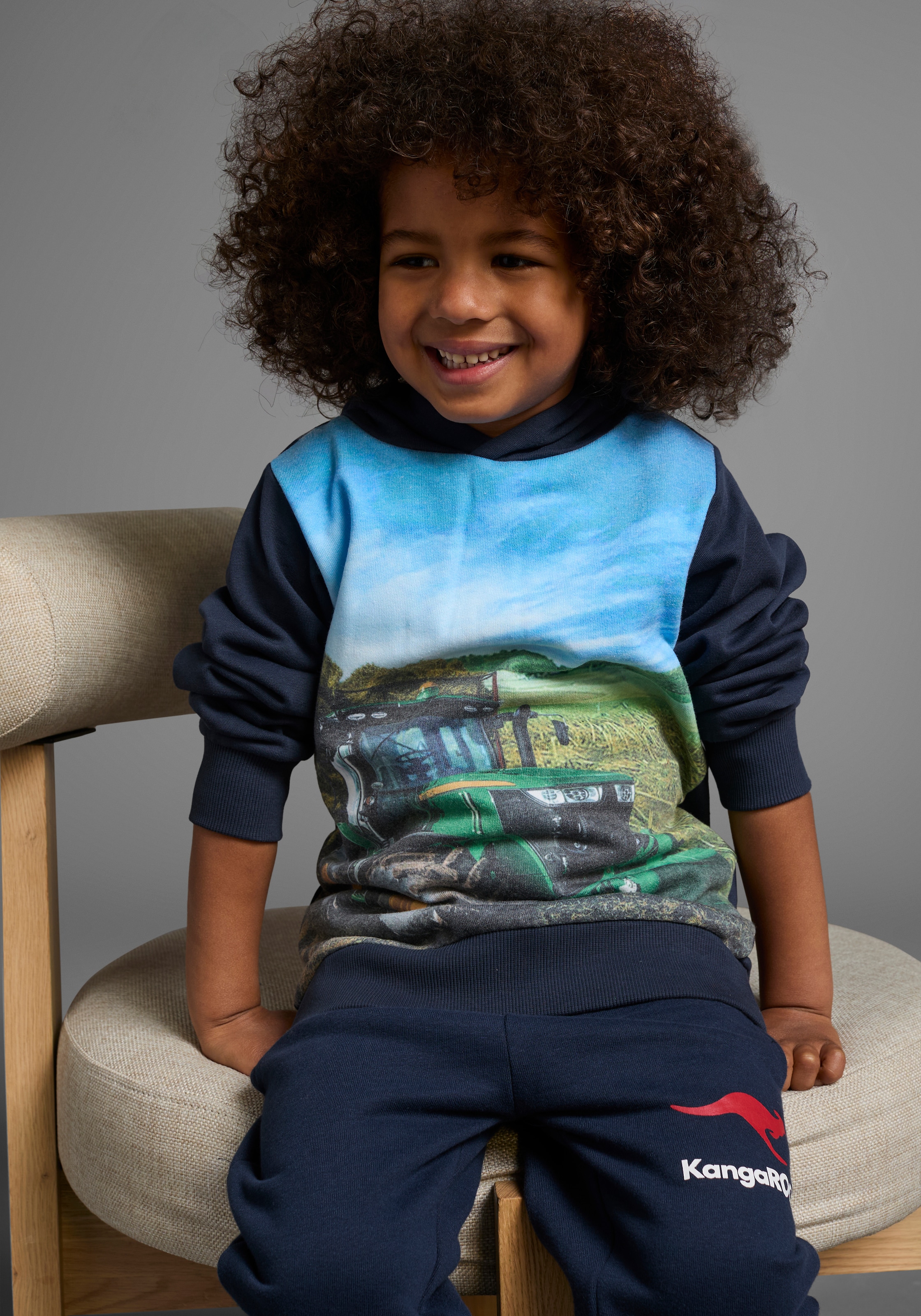 KIDSWORLD Kapuzensweatshirt »HOT WHEELS«, bedrucktes Design, aus angerauter Sweatware, mit Rippbündchen