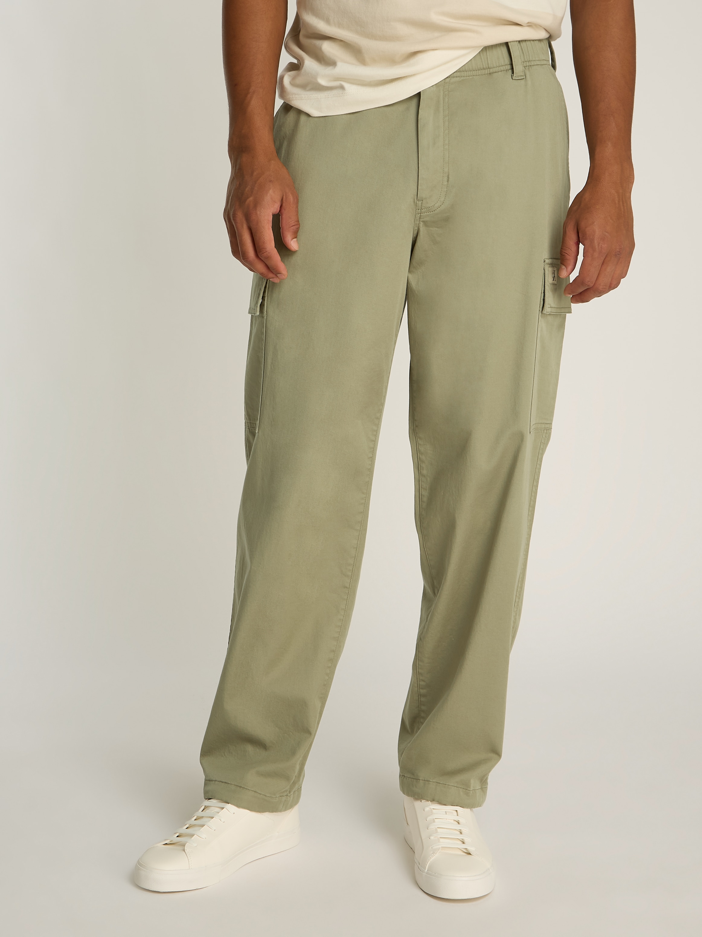 Calvin Klein Jeans Cargohose »REGULAR STRAIGHT CARGO« mit Logoprägung