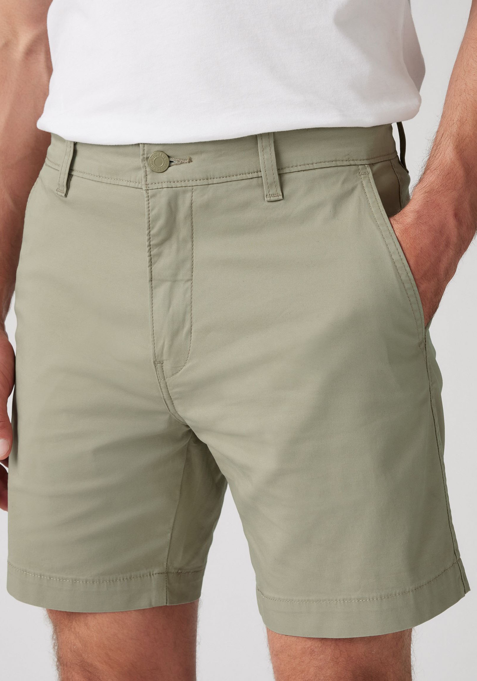 Levi's® Chinoshorts »XX CHINO SHORT II« Sommerhose mit Logobadge