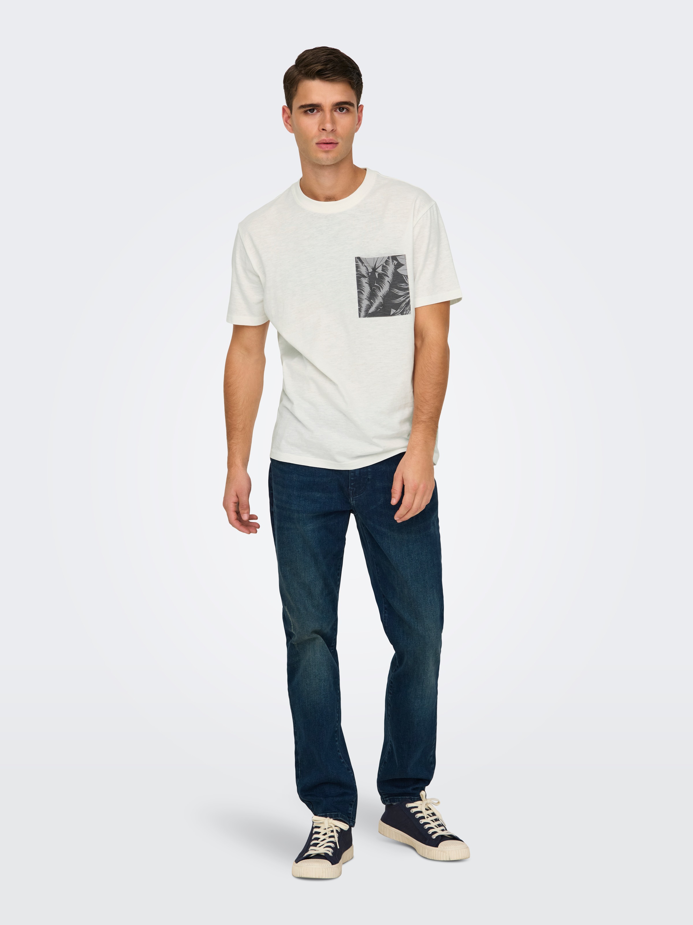 ONLY & SONS Rundhalsshirt »ONSPERRY LIFE REG LEAF POCKETTEE«