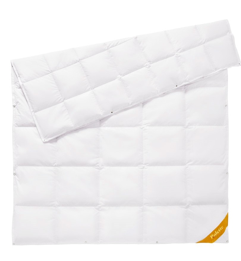 Balette Daunenbettdecke »Duvet Nina«, 4-Jahreszeiten, Füllung neue reine Entendauen 90%, weiss, Bezug 100% Baumwolle, (1 St.), Bezug mit Satin-Biese