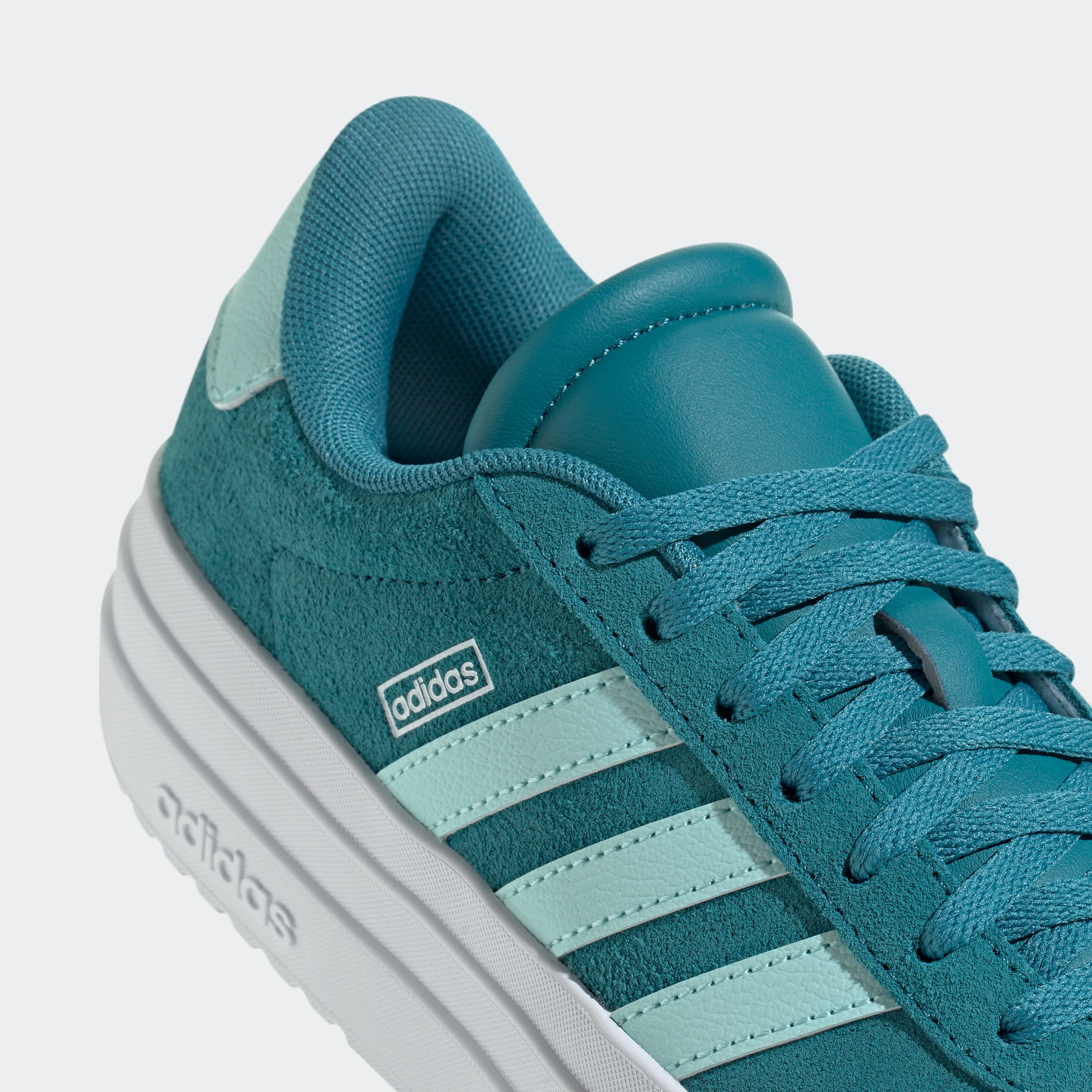 adidas Sportswear Sneaker »VL COURT BOLD LIFESTYLE KIDS«, Design auf den Spuren des adidas Gazelle Bold