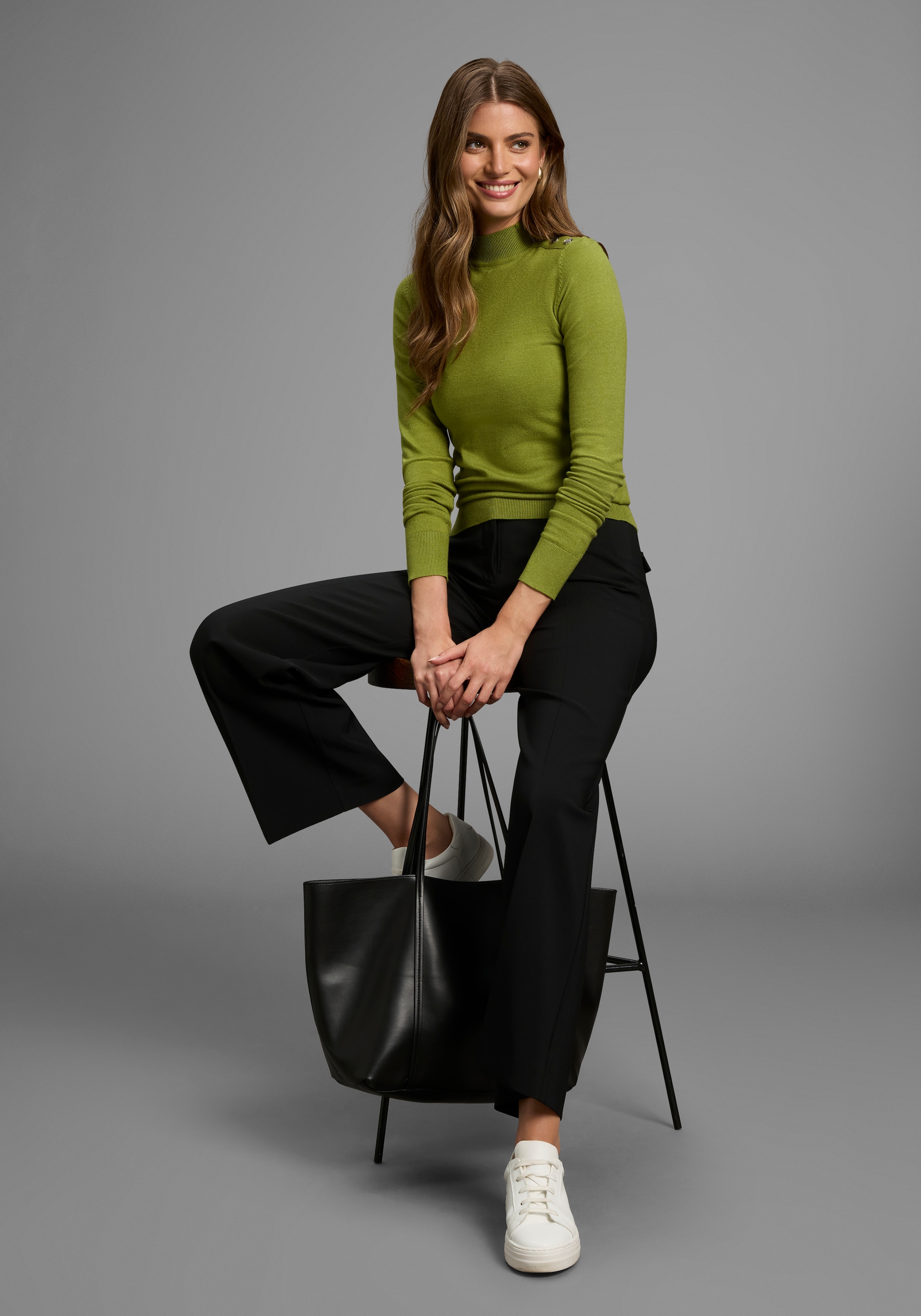 HECHTER PARIS Stehkragenpullover, mit edler Knopfleiste auf der Schulter - NEUE KOLLEKTION
